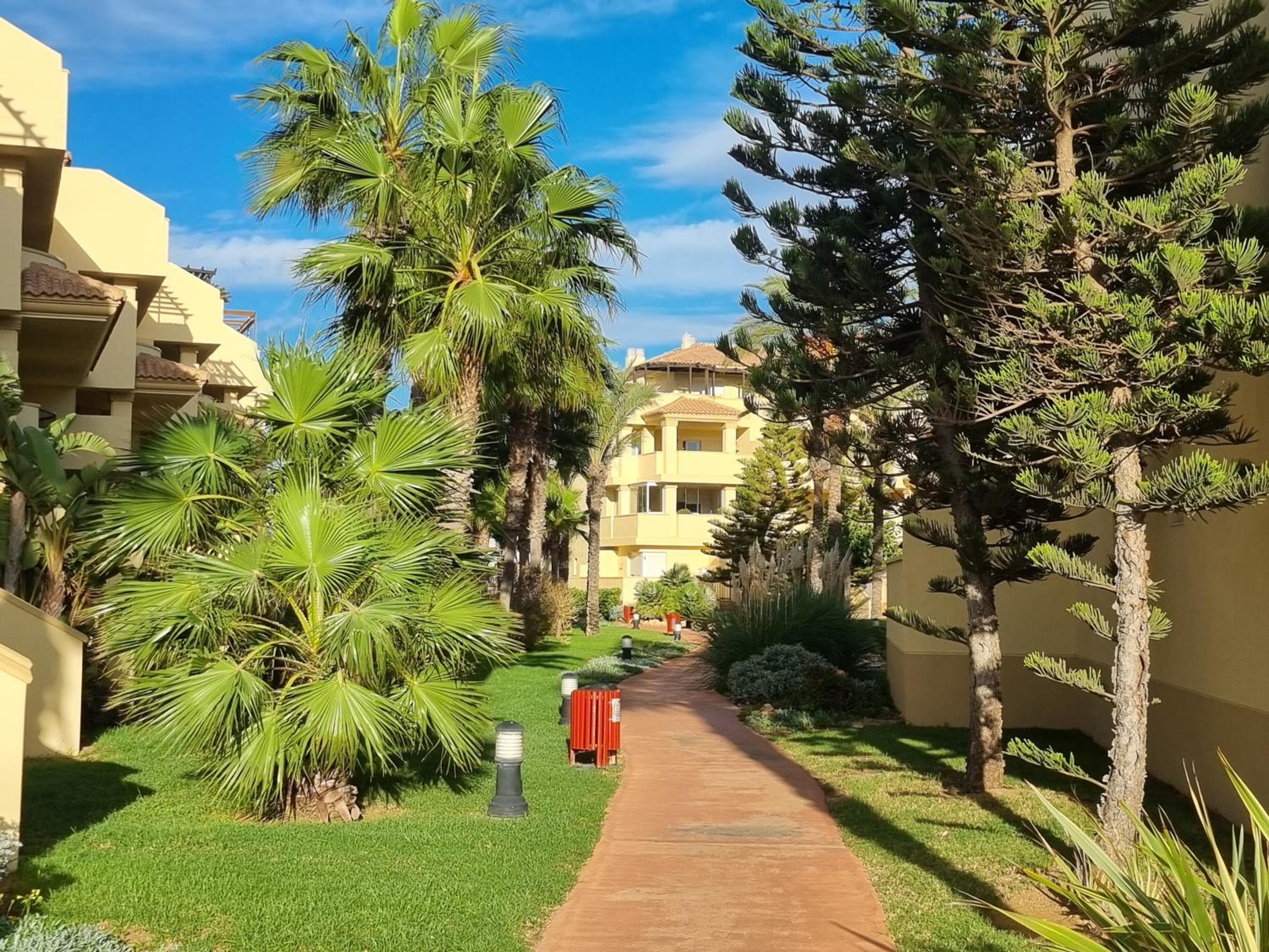 Apartamento LUXURY en ROQUETAS DE MAR - PLAYA SERENA Urbanización VILLA ROMANA
