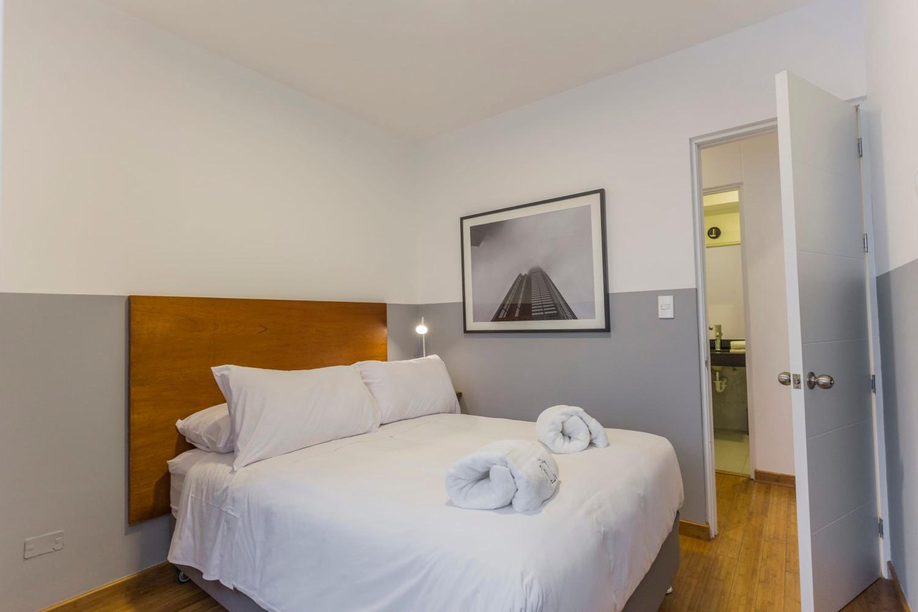 Stylish 2BR in Miraflores
