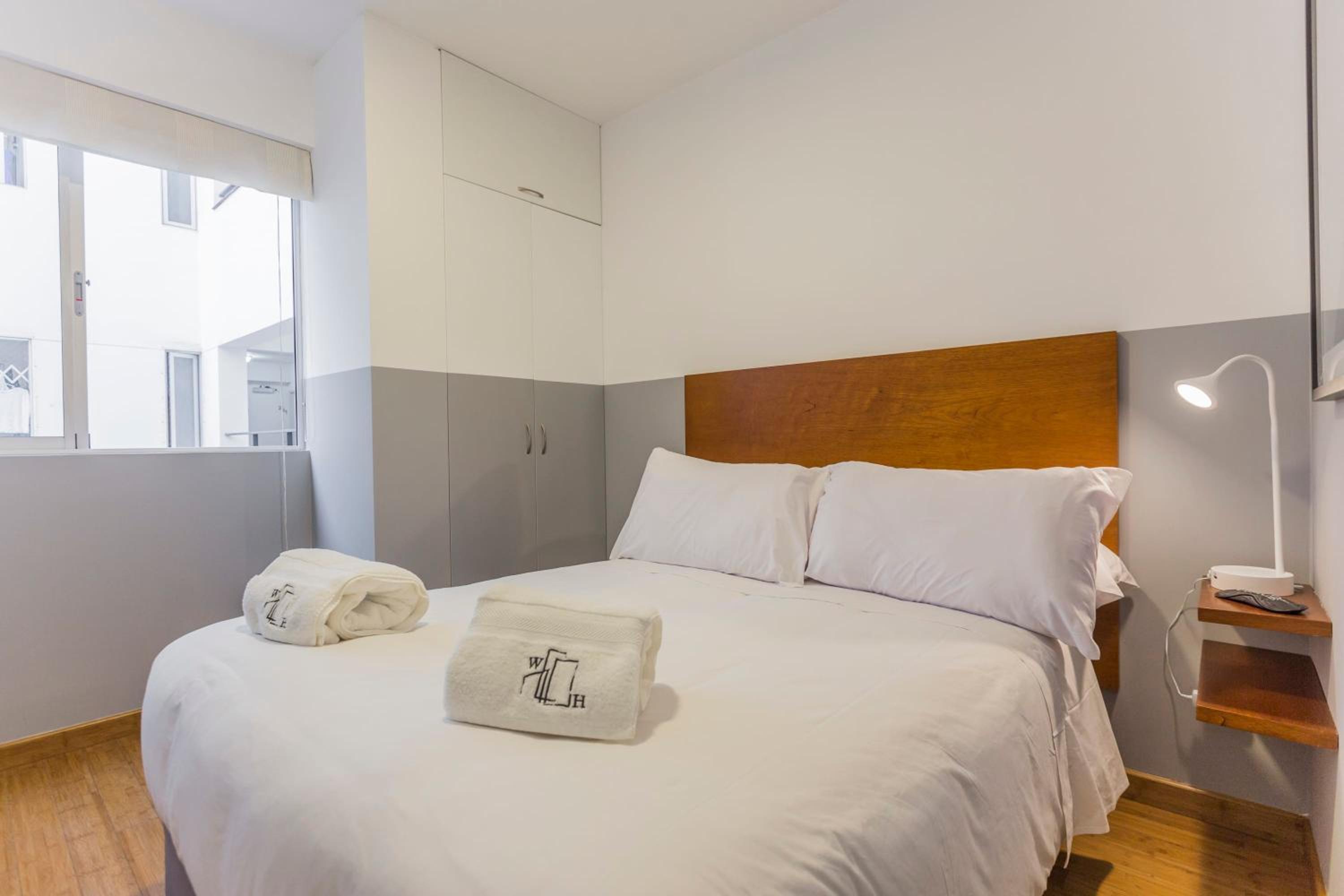 Stylish 2BR in Miraflores