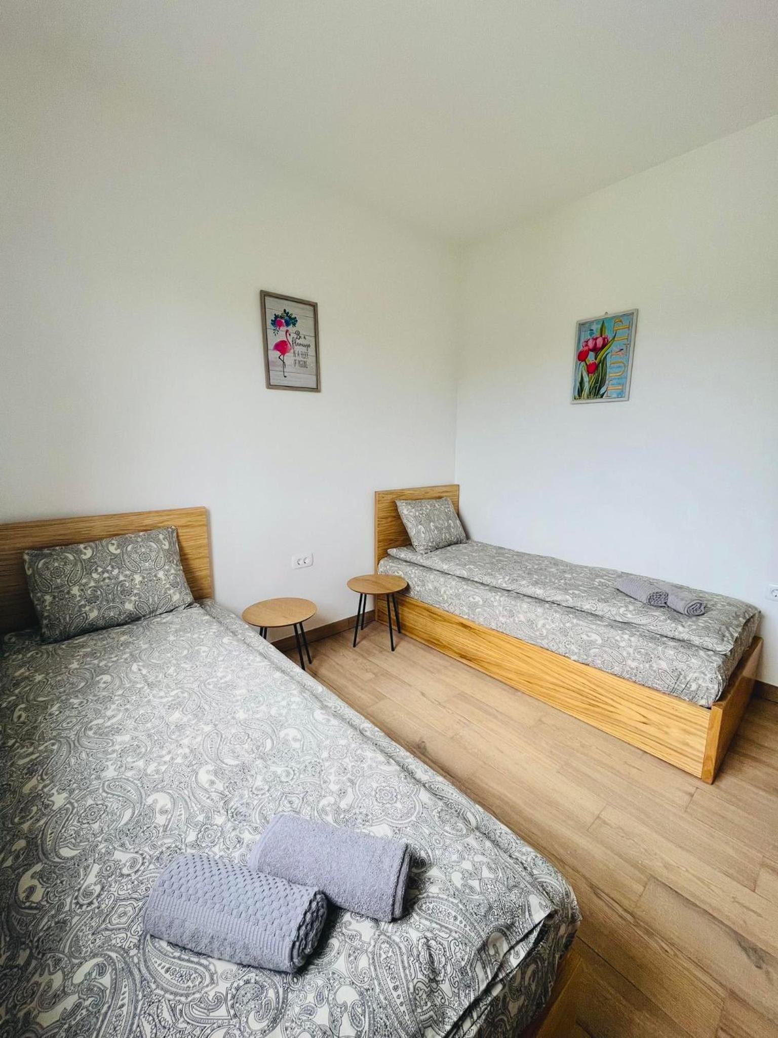 Holiday Homes Pozitiva