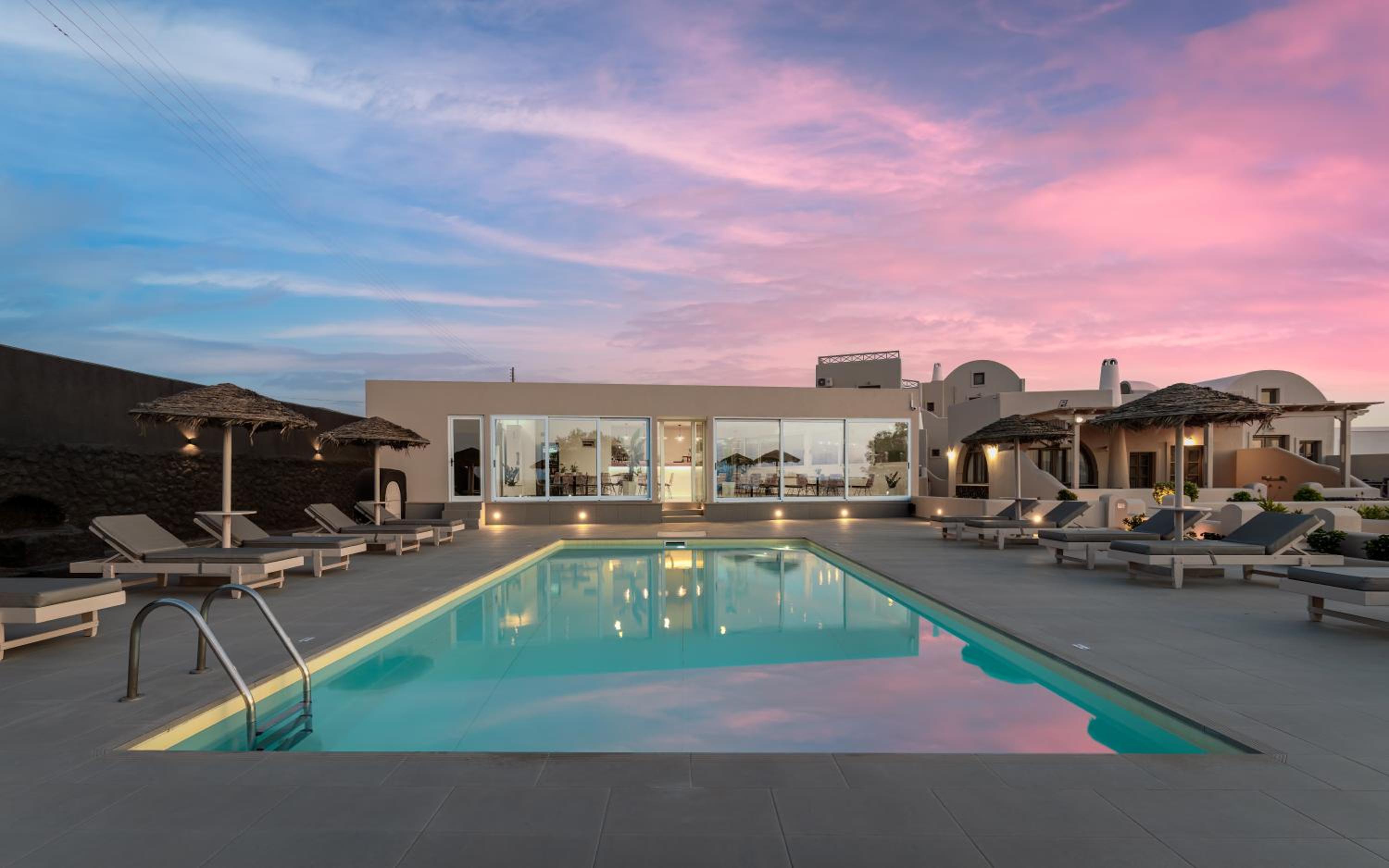 En Plo Boutique Suites view 5