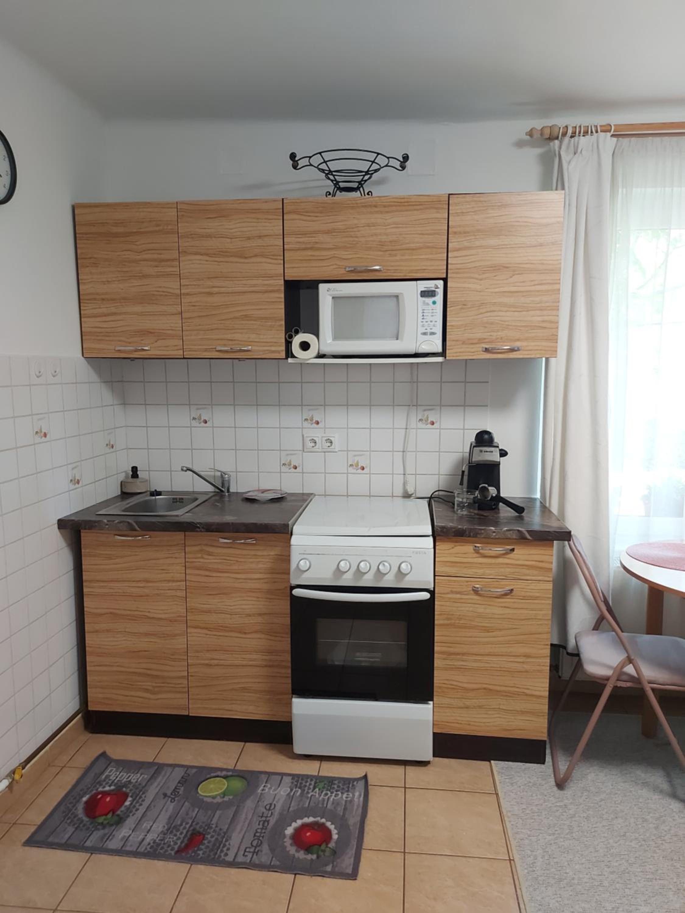 Viktória Apartman