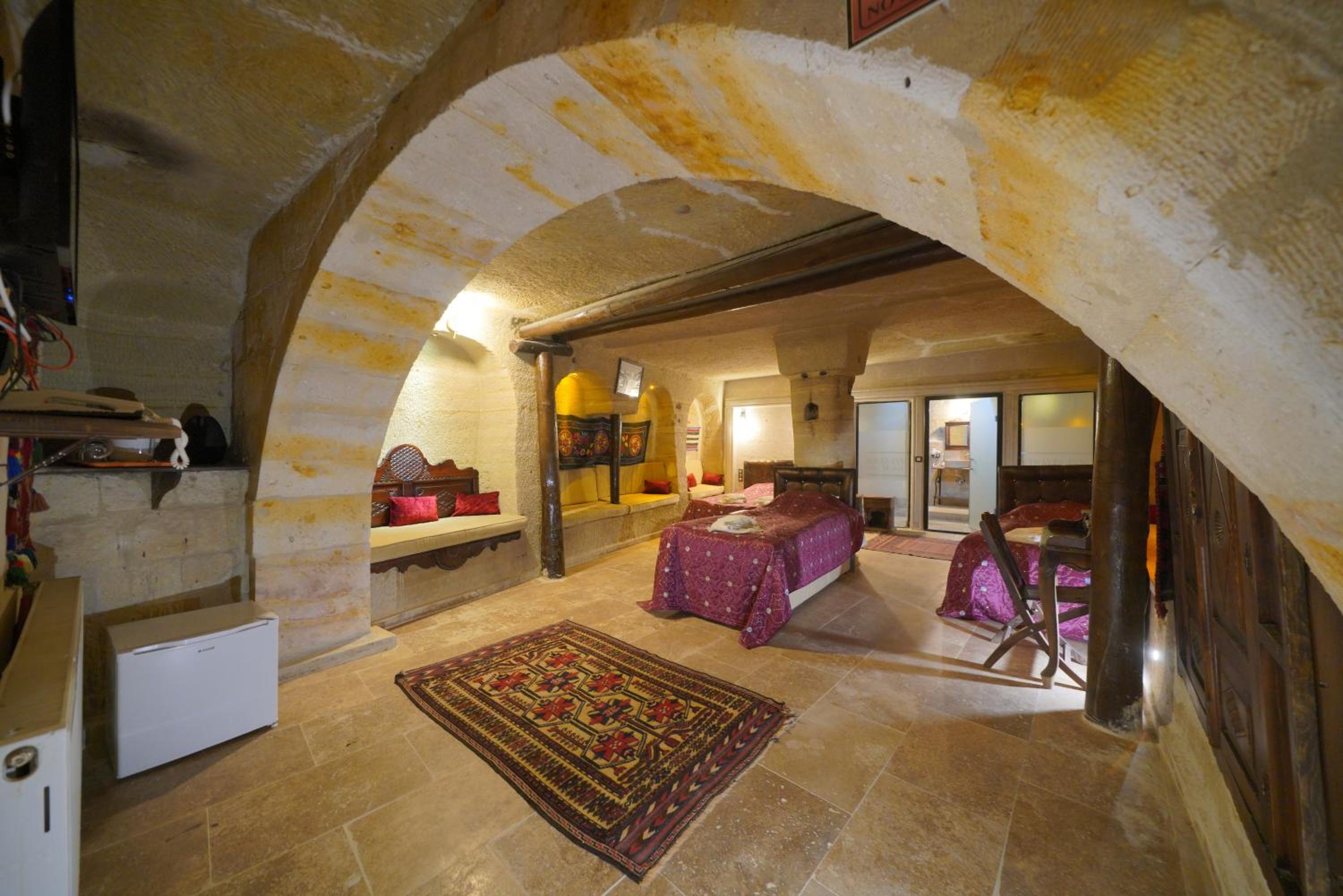 Travel Inn Cave Hotel - Image 83