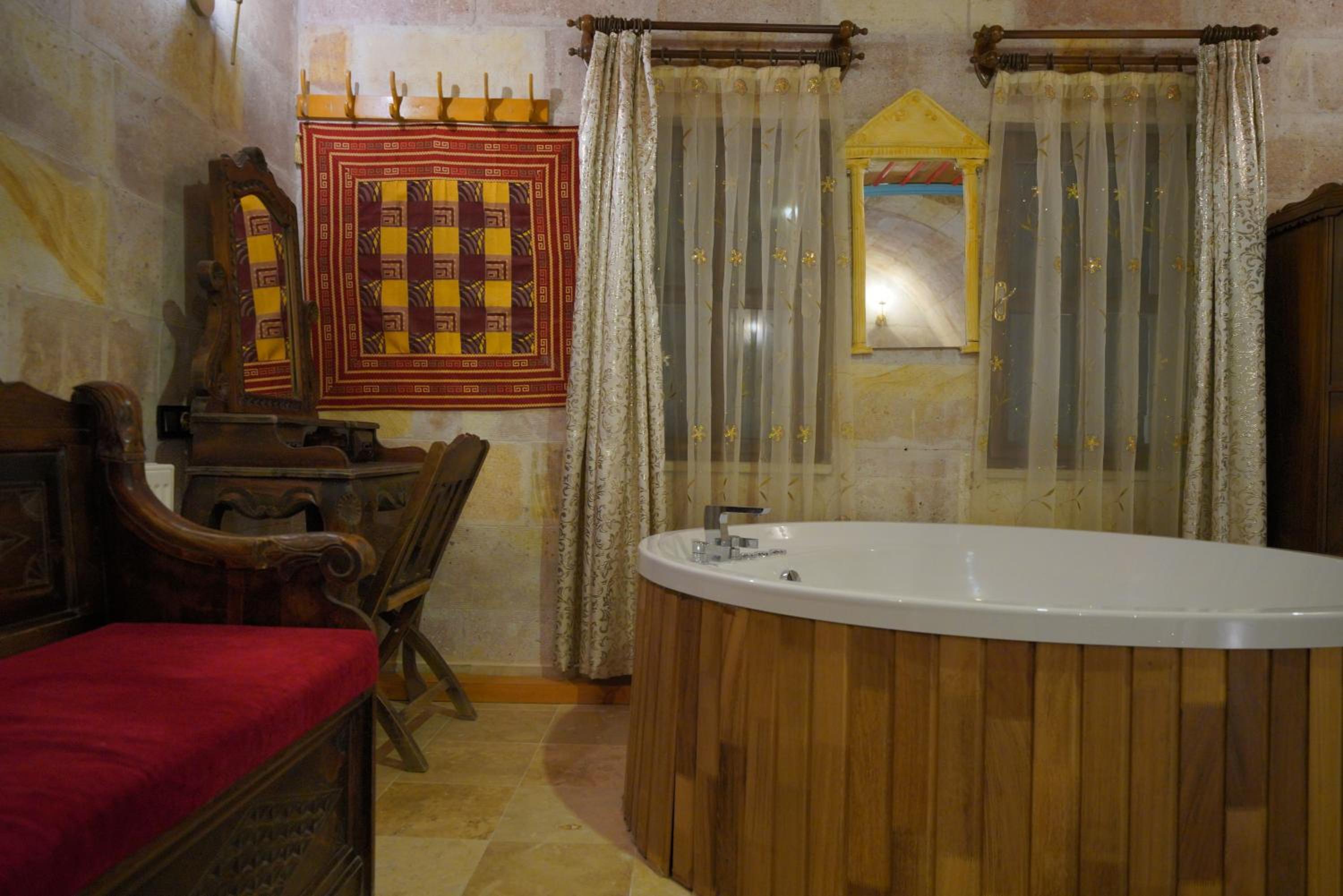 Travel Inn Cave Hotel - Image 128