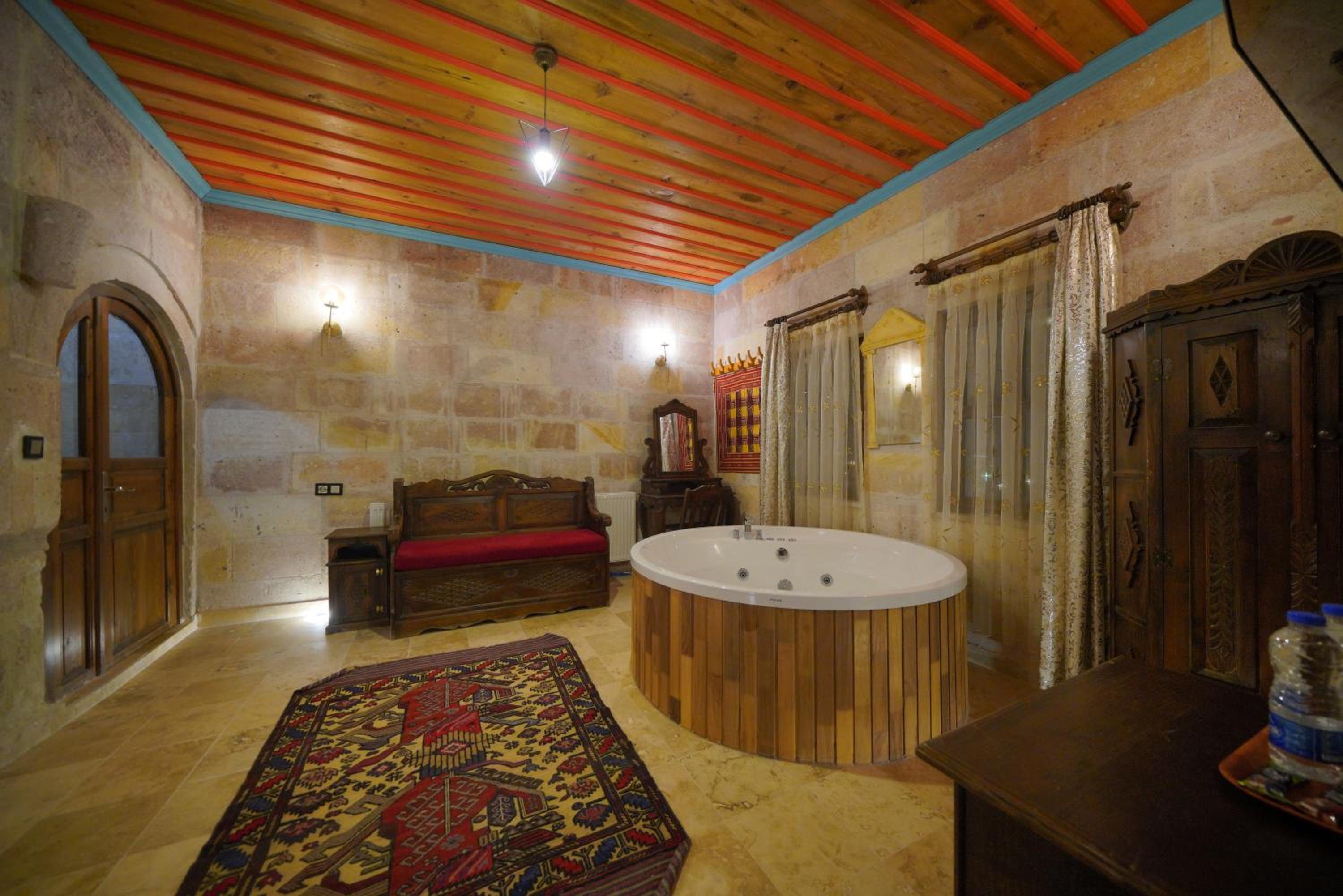 Travel Inn Cave Hotel - Image 93