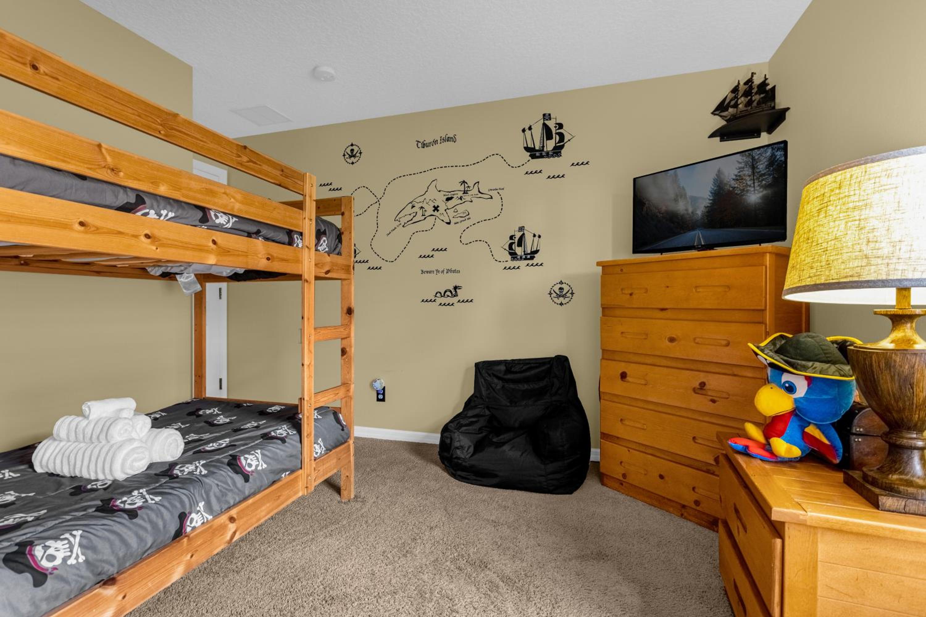 Solana Tropical house with pool, game room near Disney