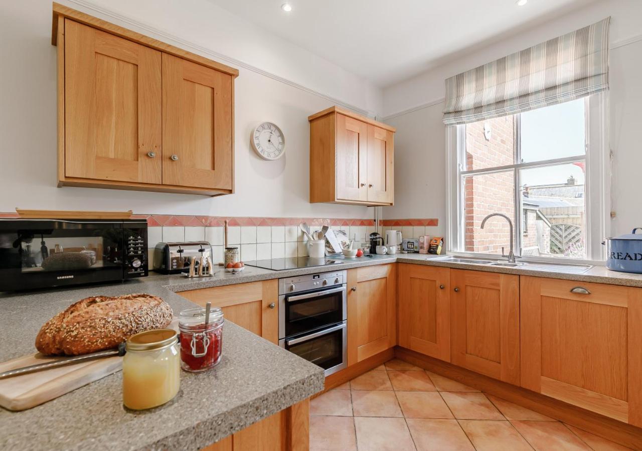 4 Bed in Padstow oc-p00297
