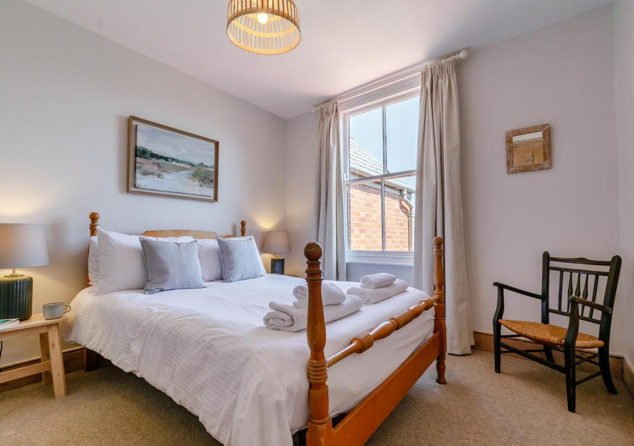 4 Bed in Padstow oc-p00297
