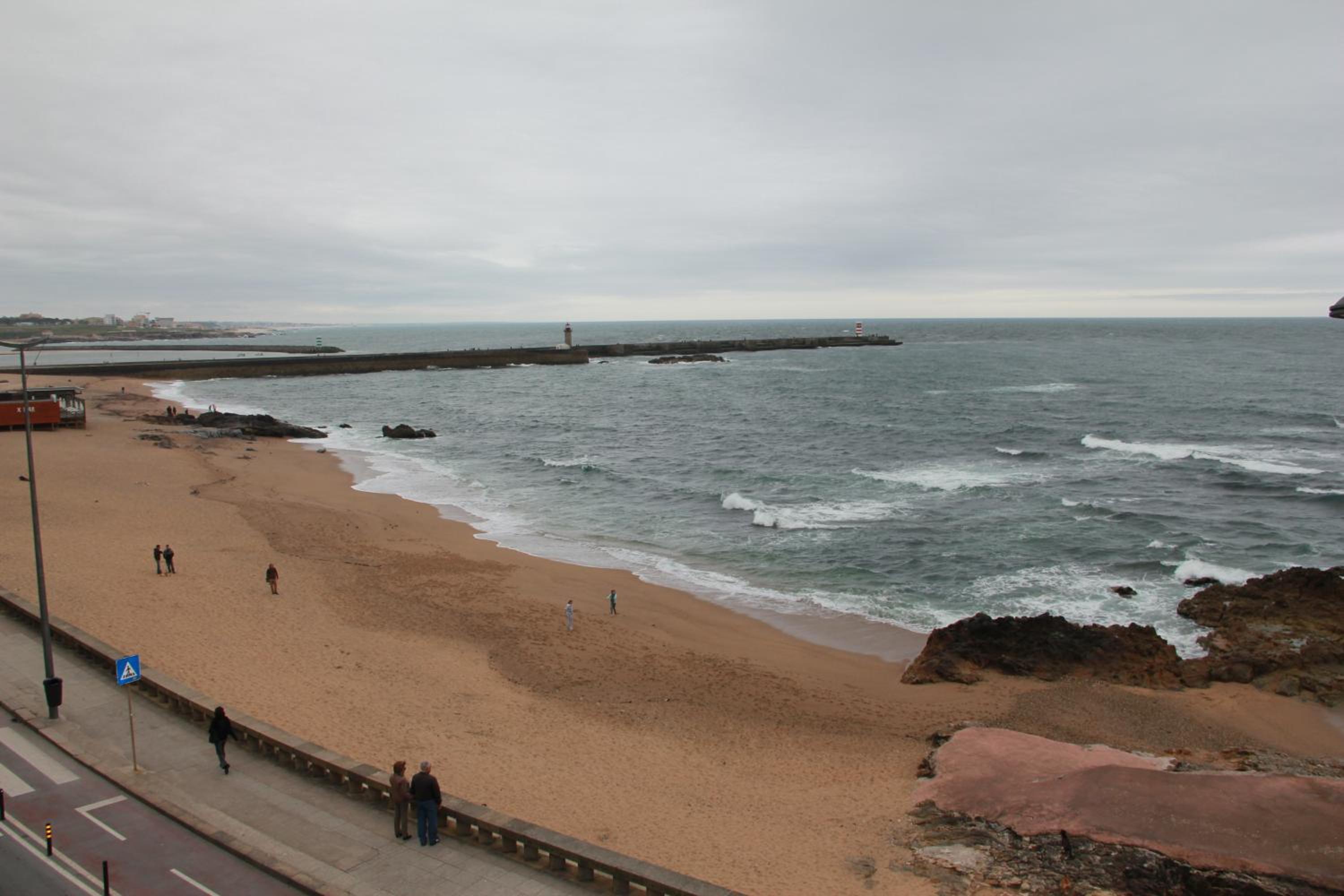 Bartolomeu Beach Apartments view 3