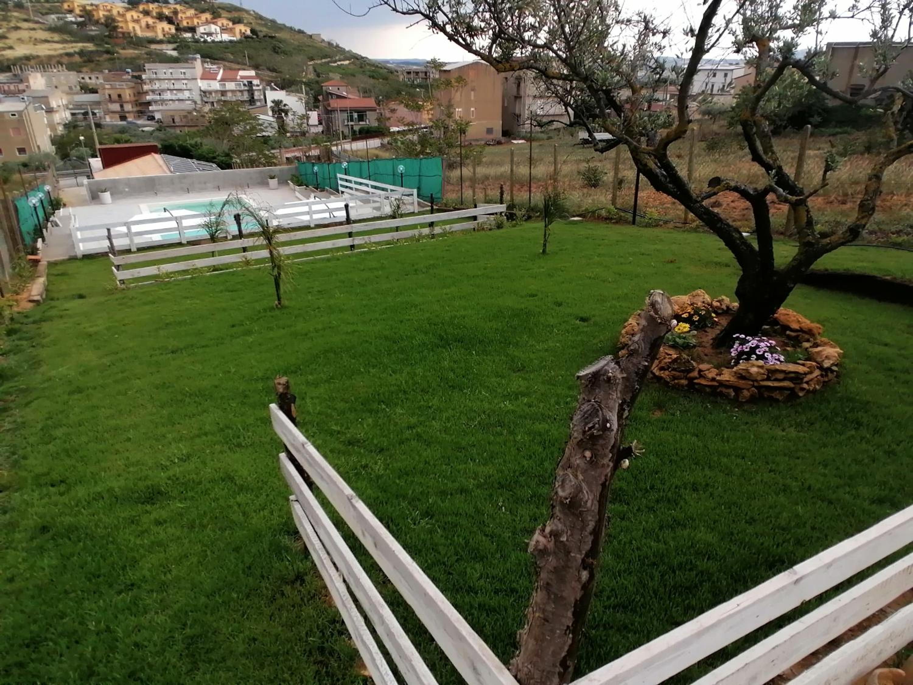 Photo 42