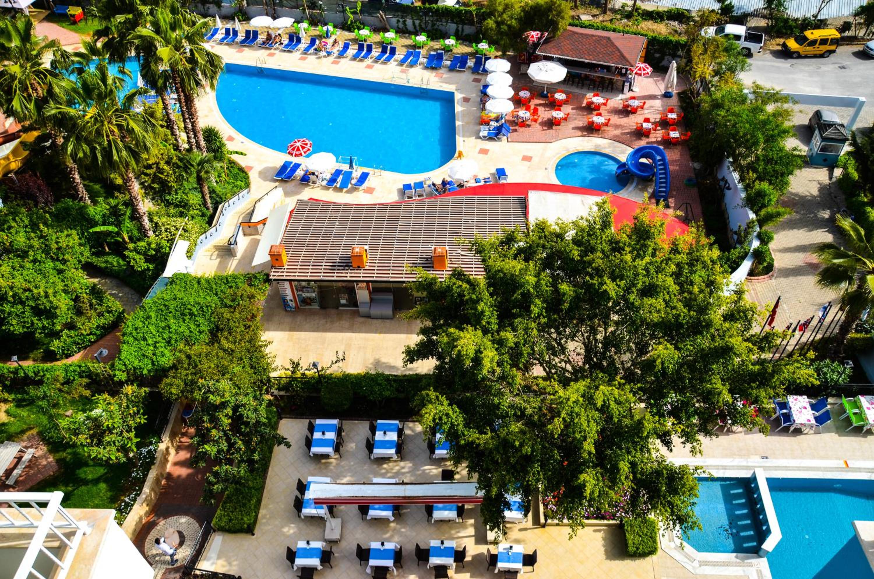 Ark Apart and Suite Hotel - Image 67