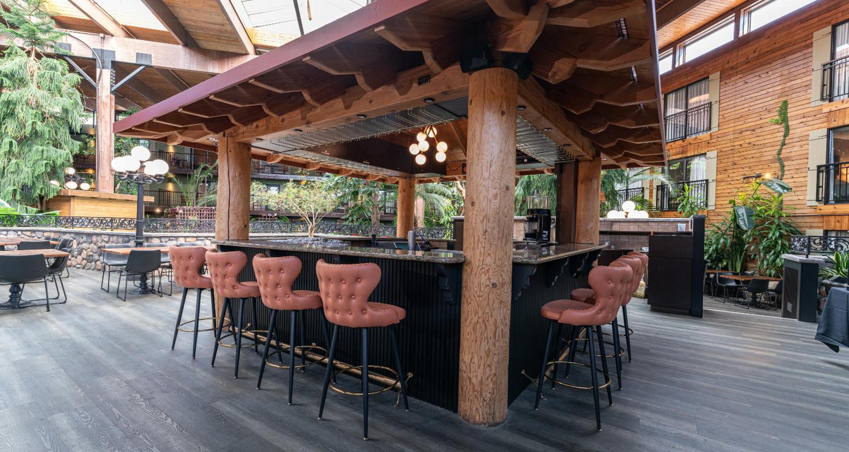 Vernon Vacations - Prestige Vernon Lodge - Property Image 6