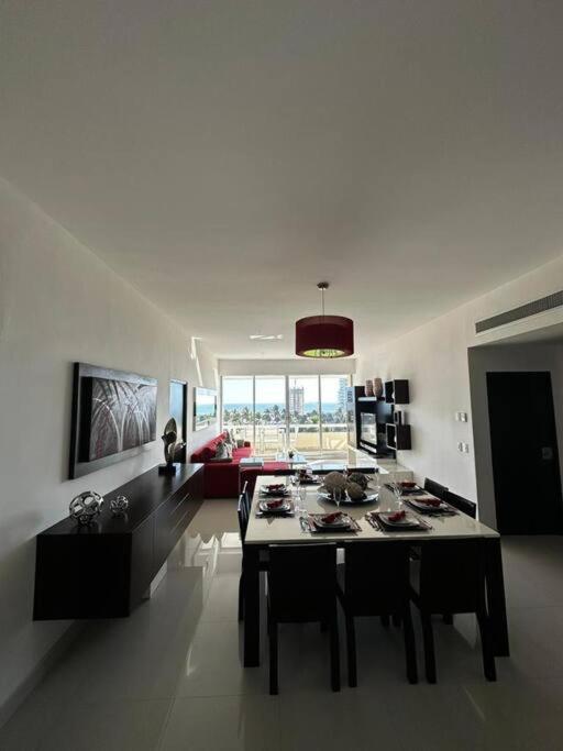 Labna Diamante depto. 701 view 5