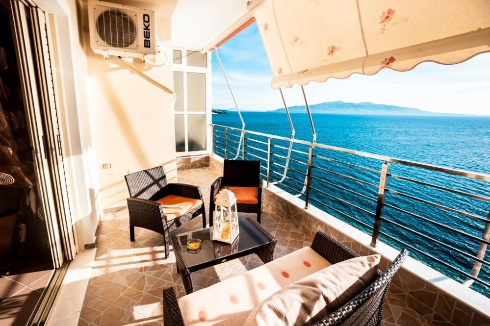 Cavo Paradise