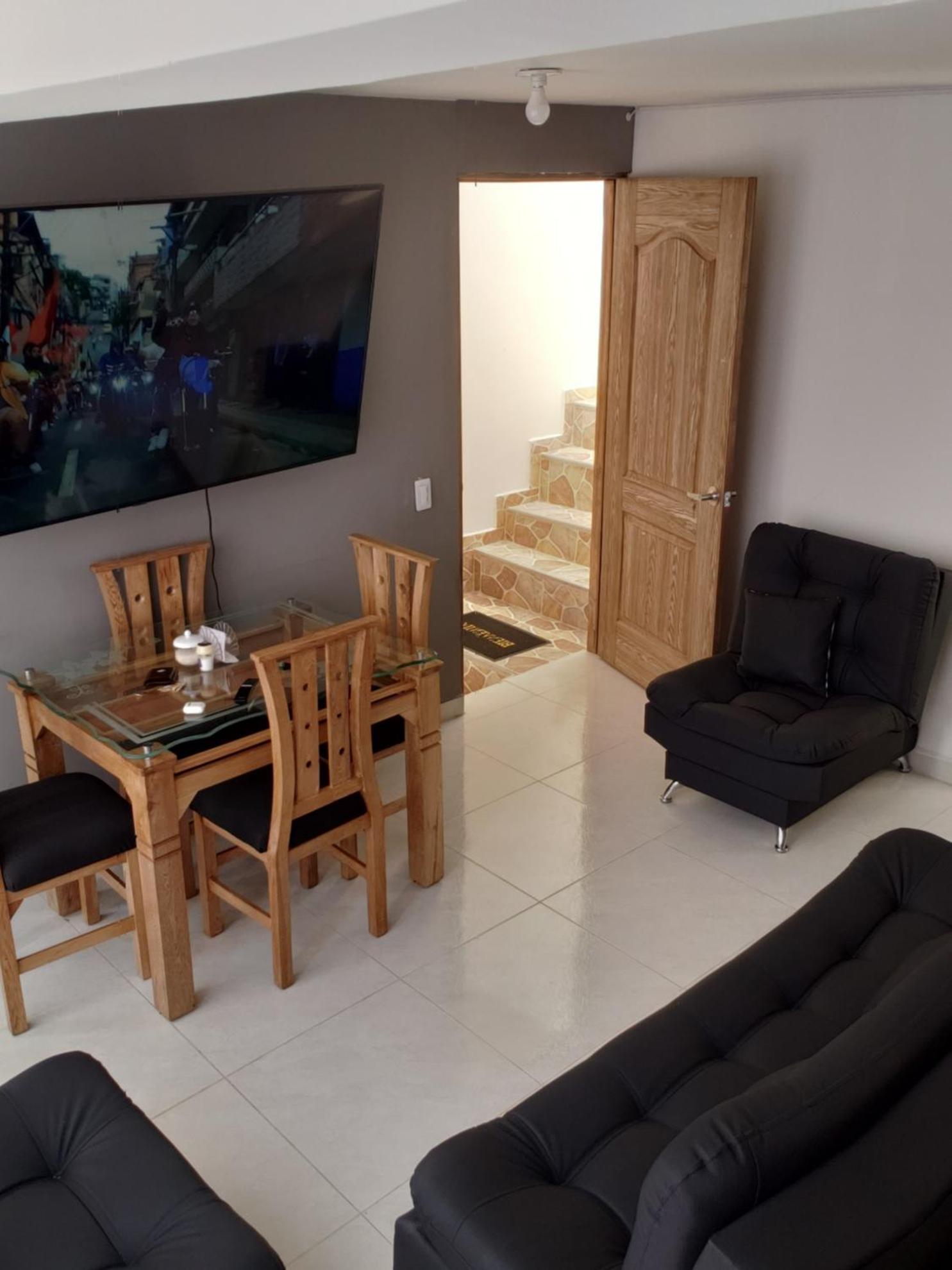 MODERNO y AMPLIO APARTAMENTO