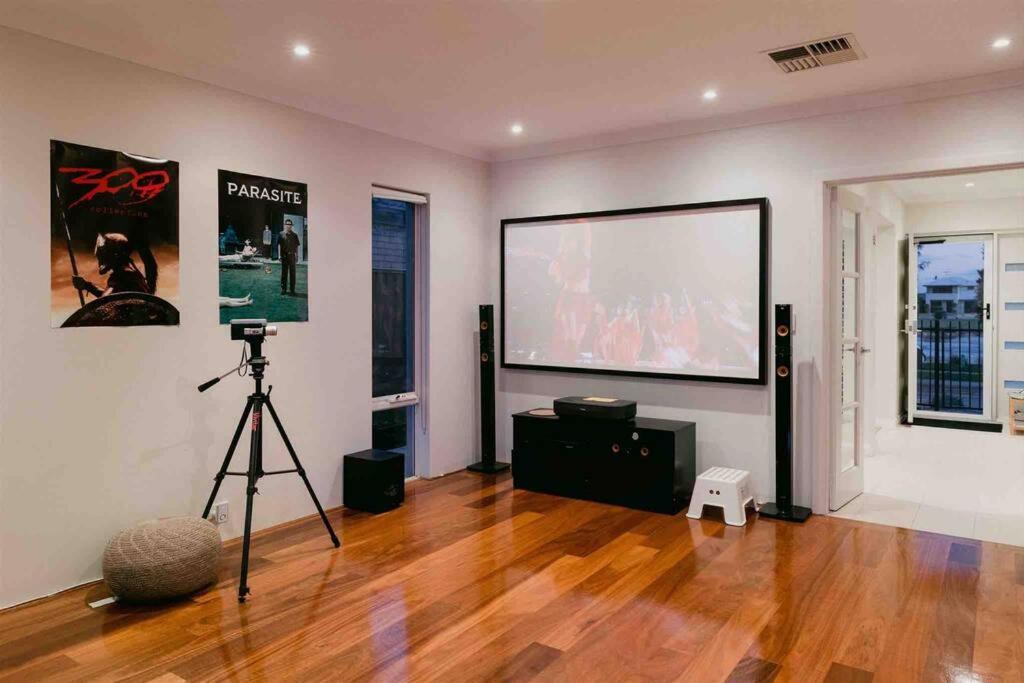 Waterfront Home Rockingham