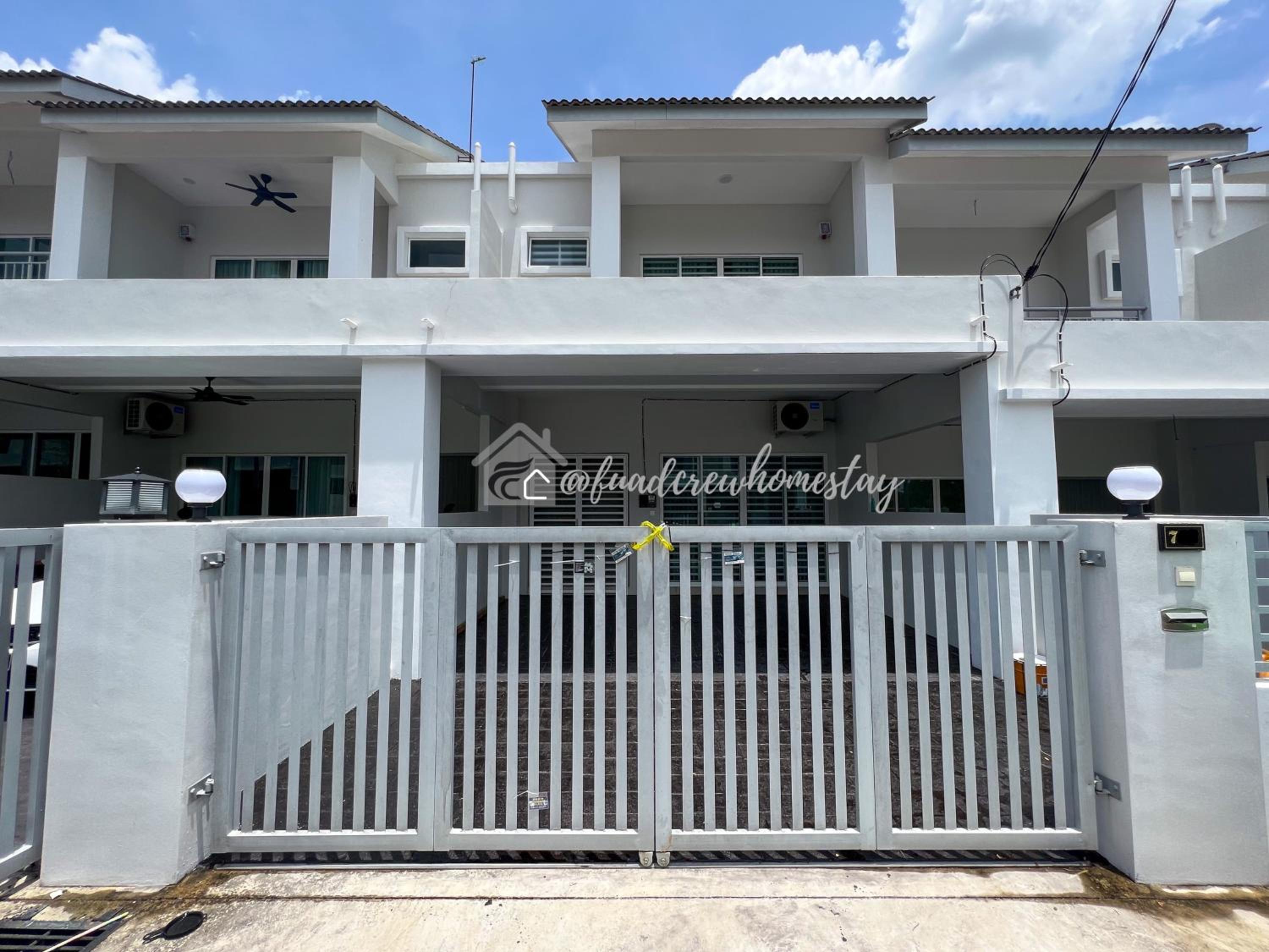Jitra 4-Bedroom Home 10 pax Wifi Netflix