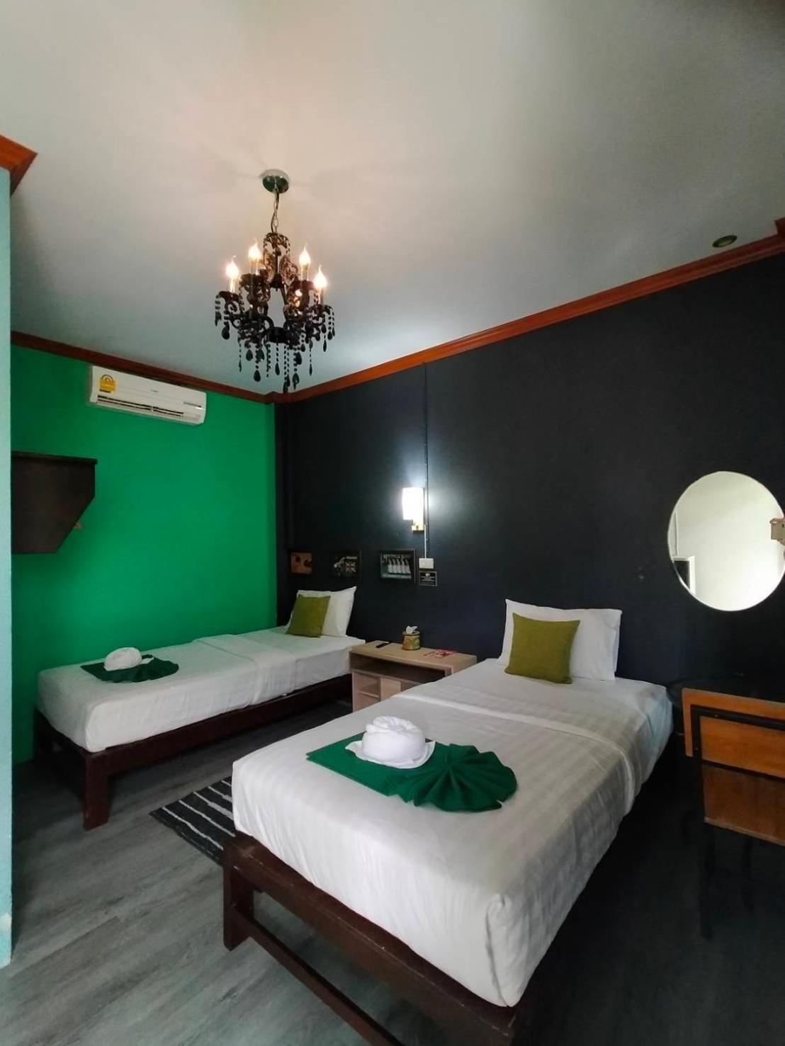 Paksina Hotel