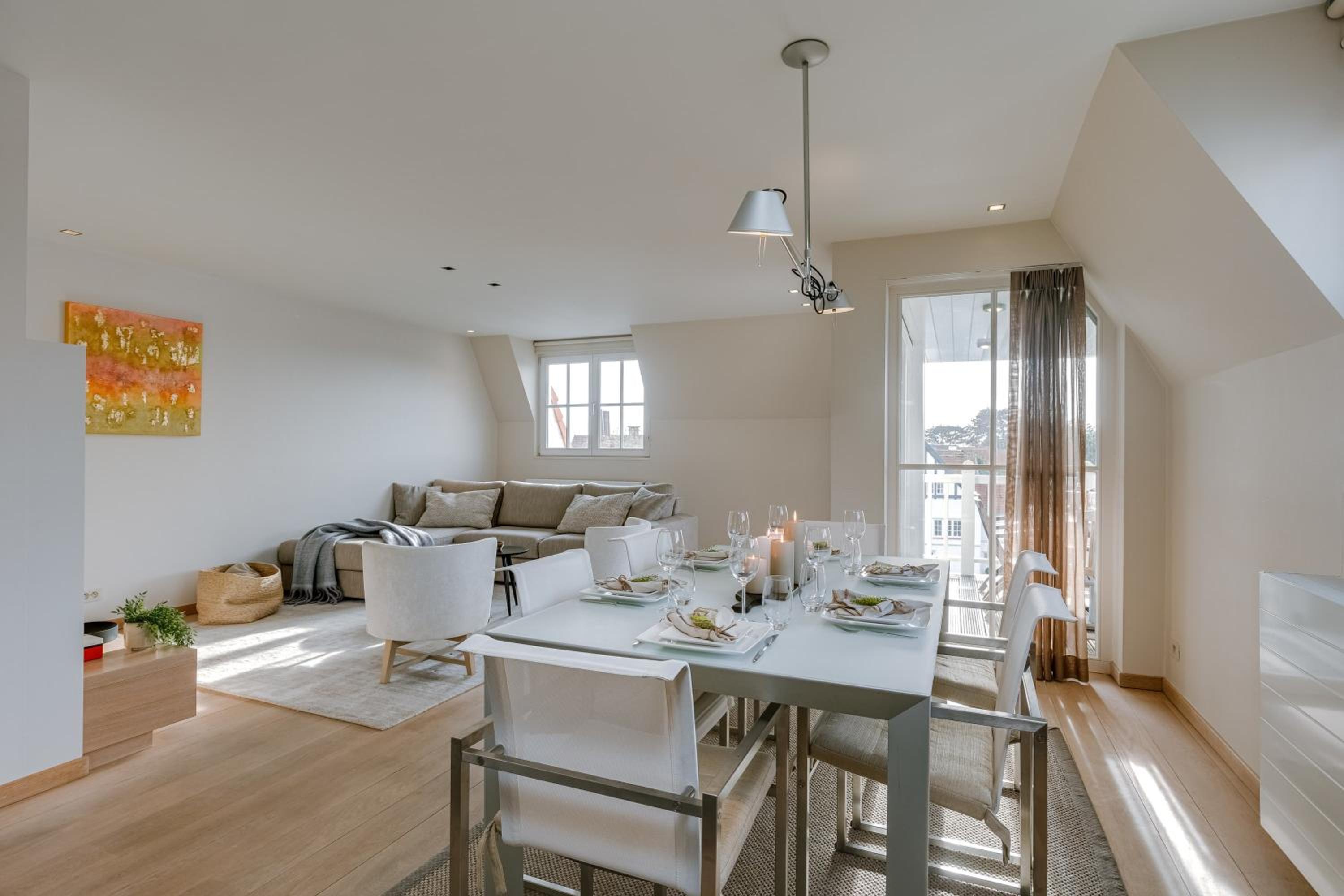 Huswell - Beautiful penthouse in the heart of Knokke