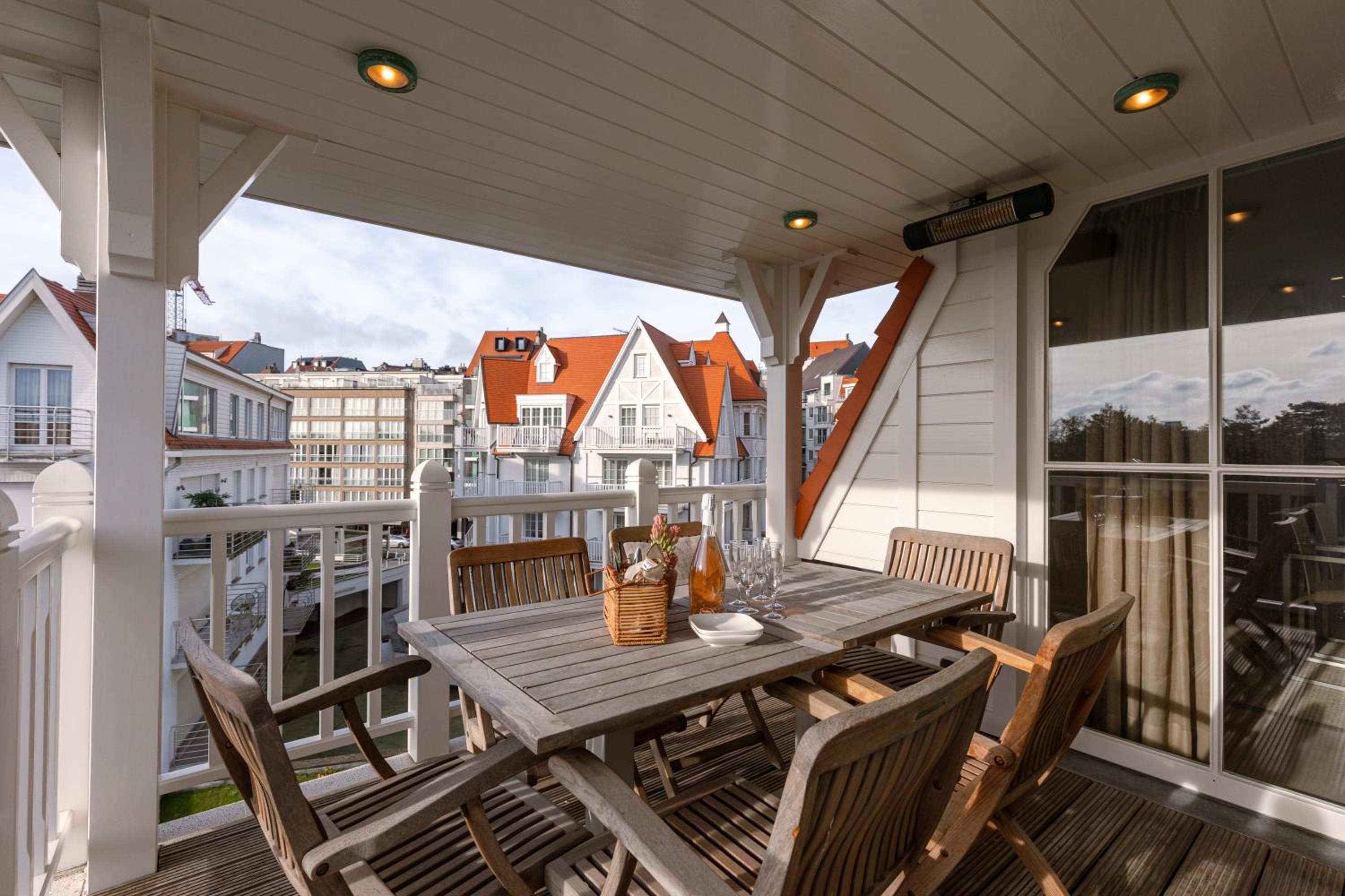 Huswell - Beautiful penthouse in the heart of Knokke
