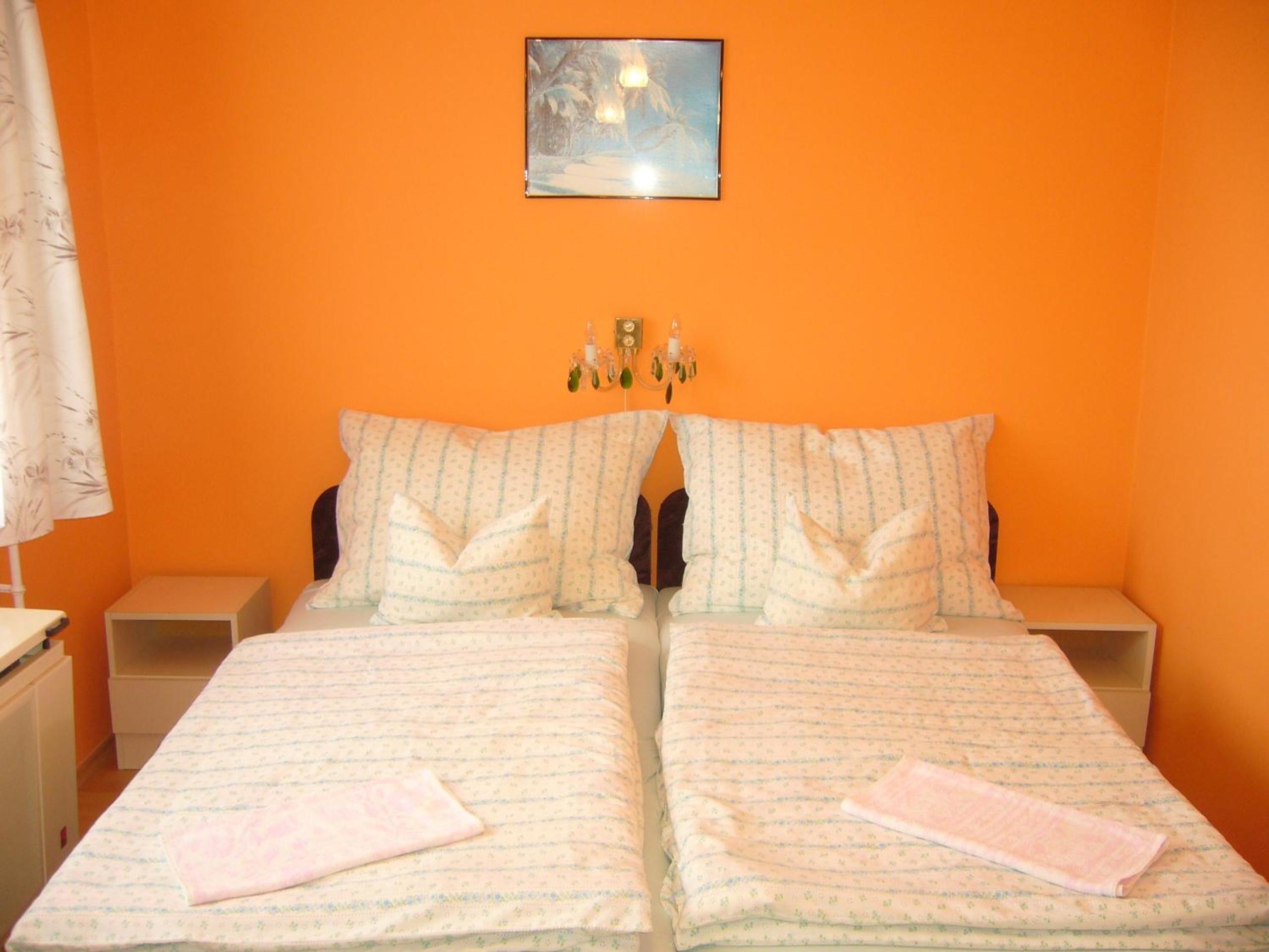 Ország Apartmanház