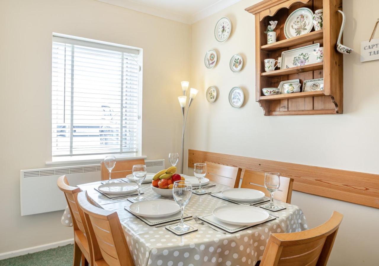4 Bed in Morfa Nefyn oc-bow10