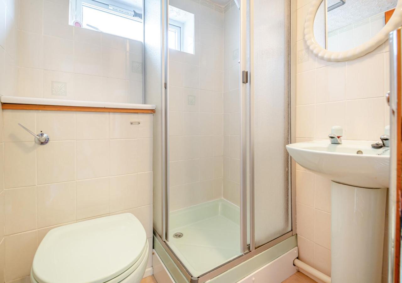 4 Bed in Morfa Nefyn oc-bow10