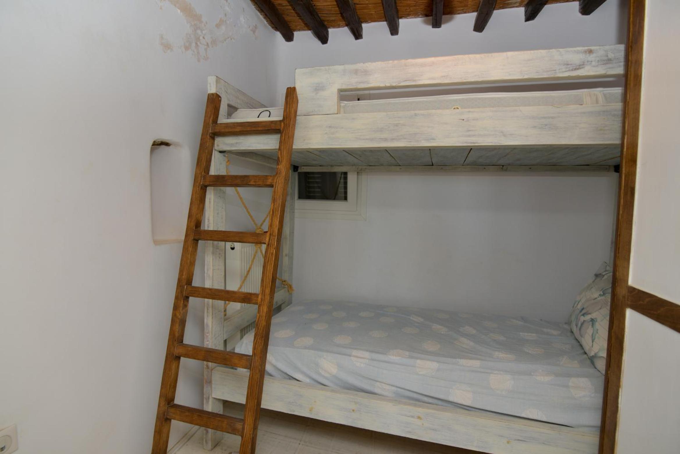 Mykonos 4 bedroom Cycladic home with free parking photo 3