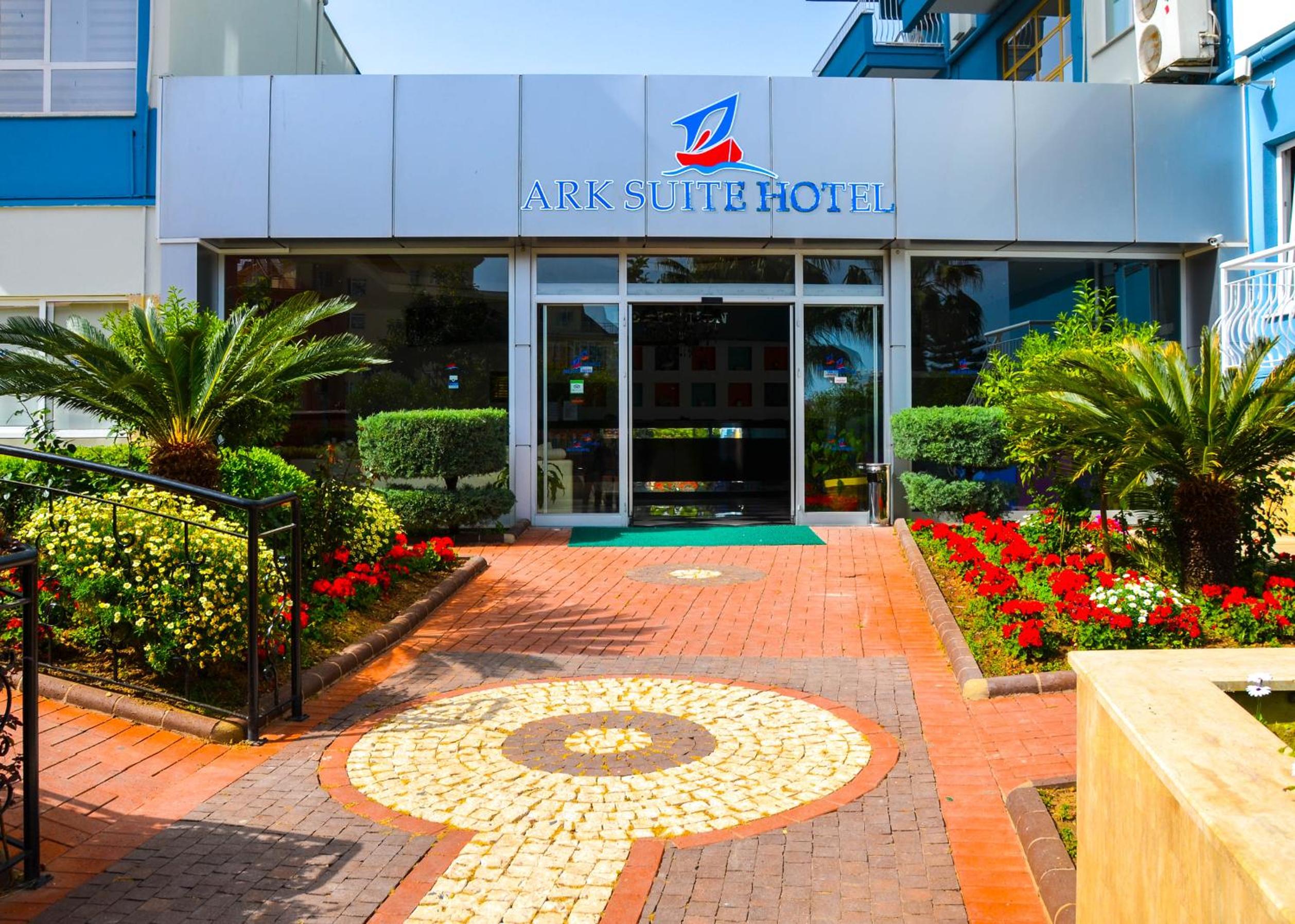 Ark Apart and Suite Hotel - Image 73