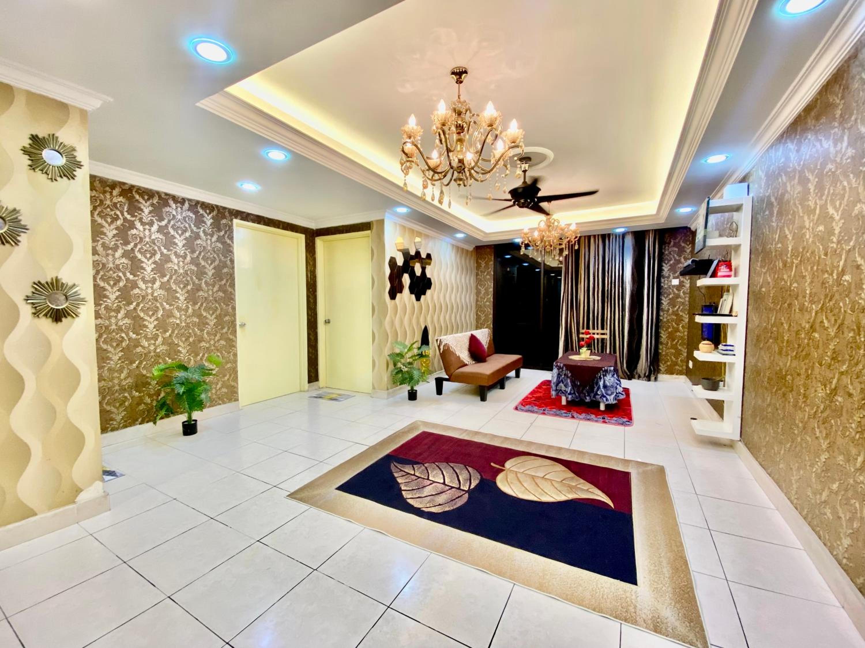 Putravilla Condominium Lovely & Spacious with Public Pool photo 1