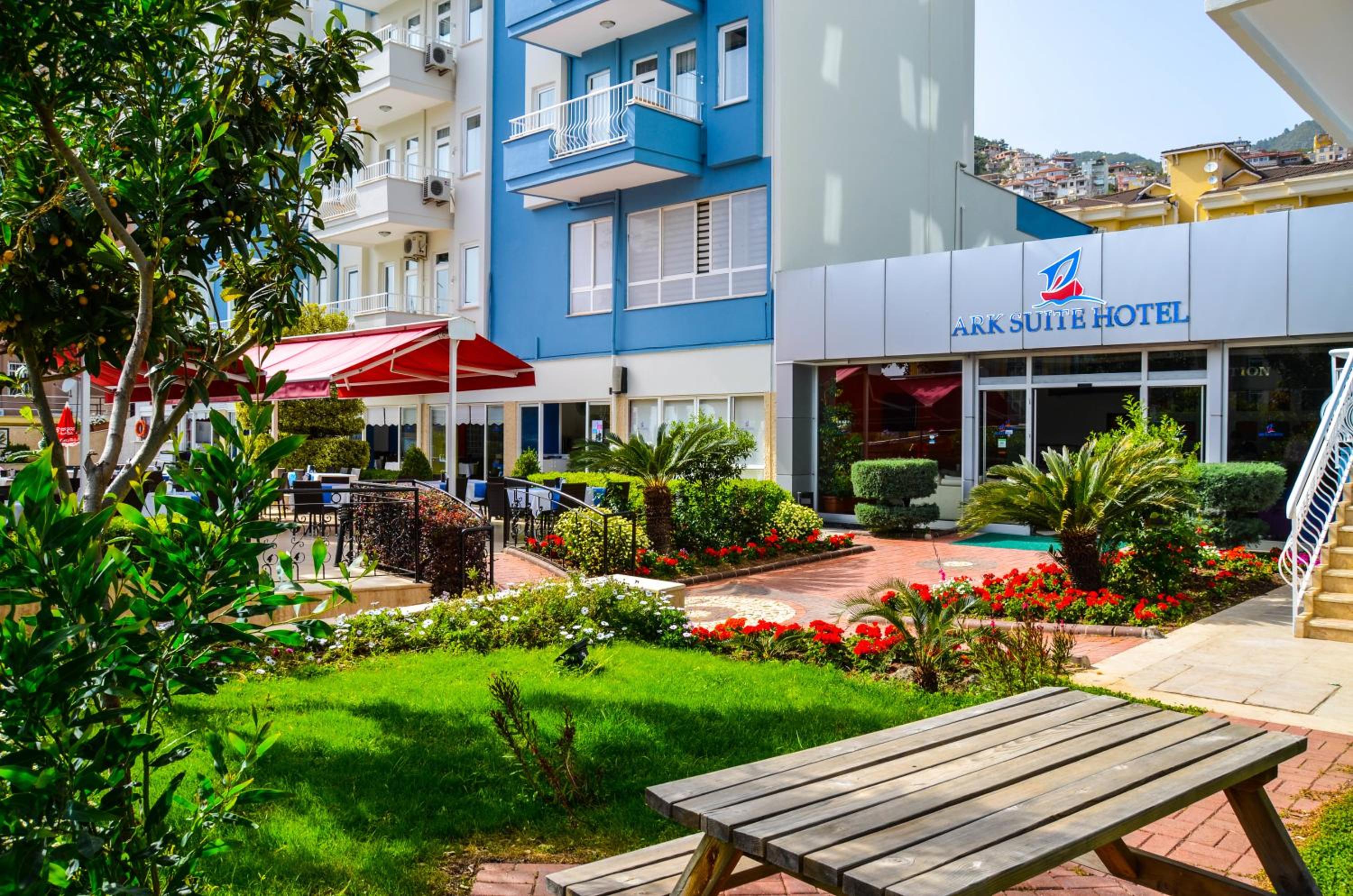 Ark Apart and Suite Hotel - Image 74