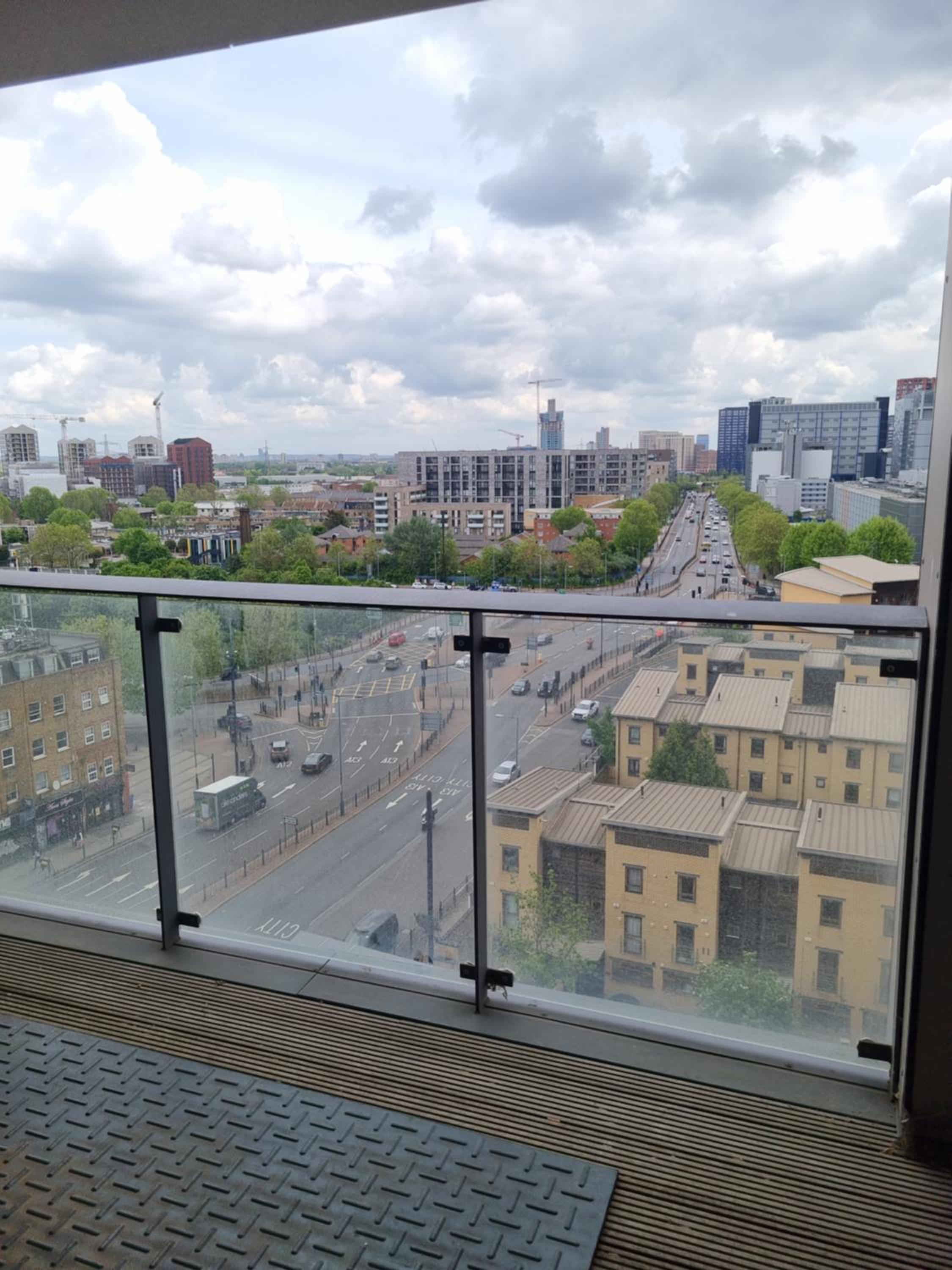 Hotel London Private Palace - Image 1