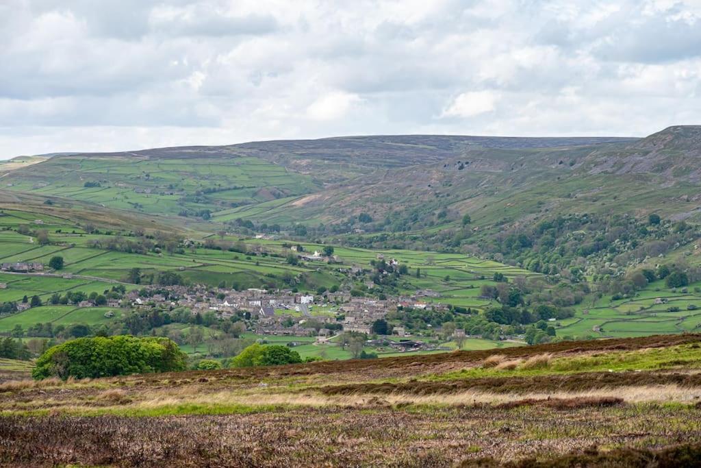 Reeth, Yorkshire, walking & cycling routes