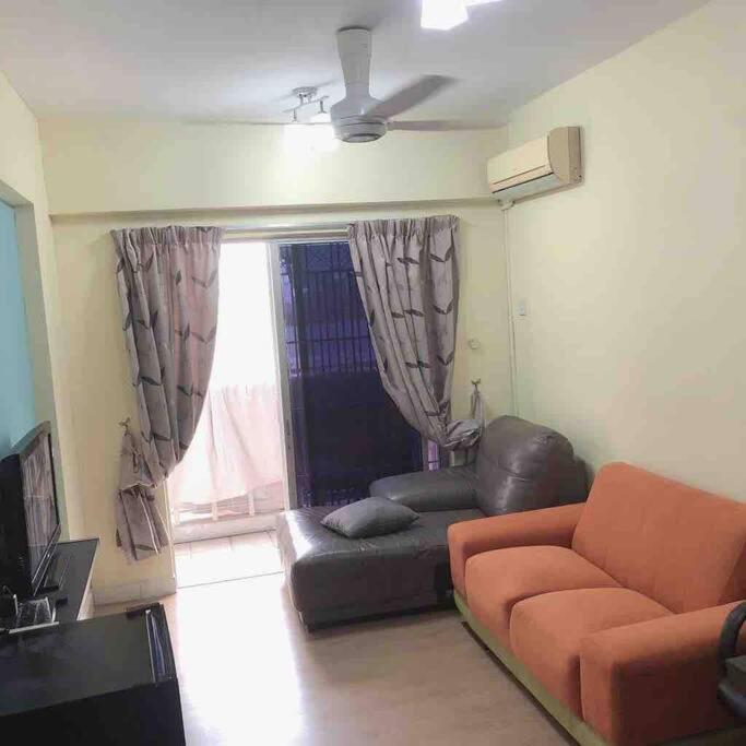 Arena Green Stadium Bukit Jalil furnished, air con all rooms