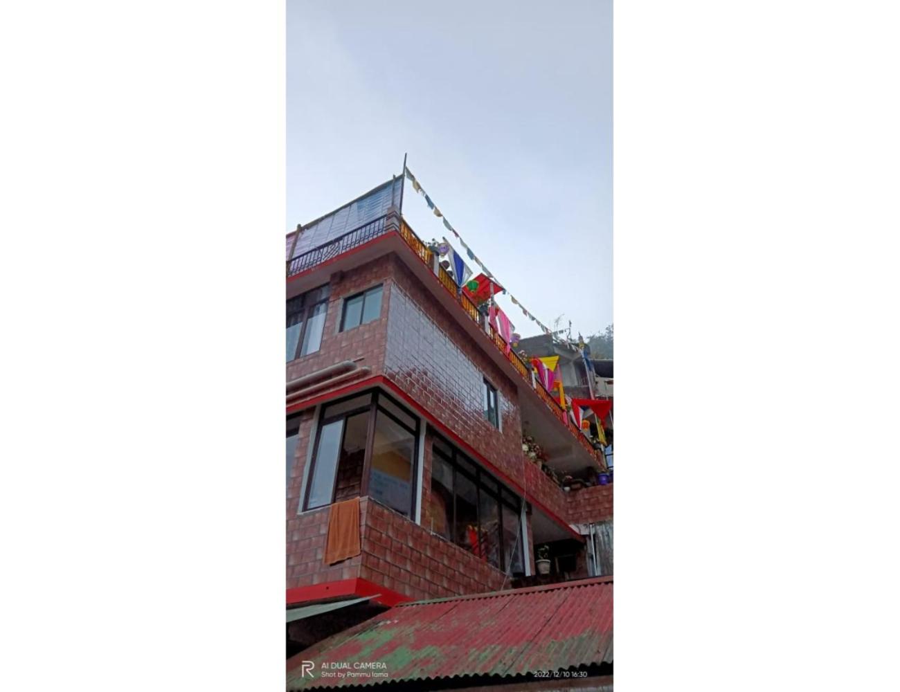 Photo 18