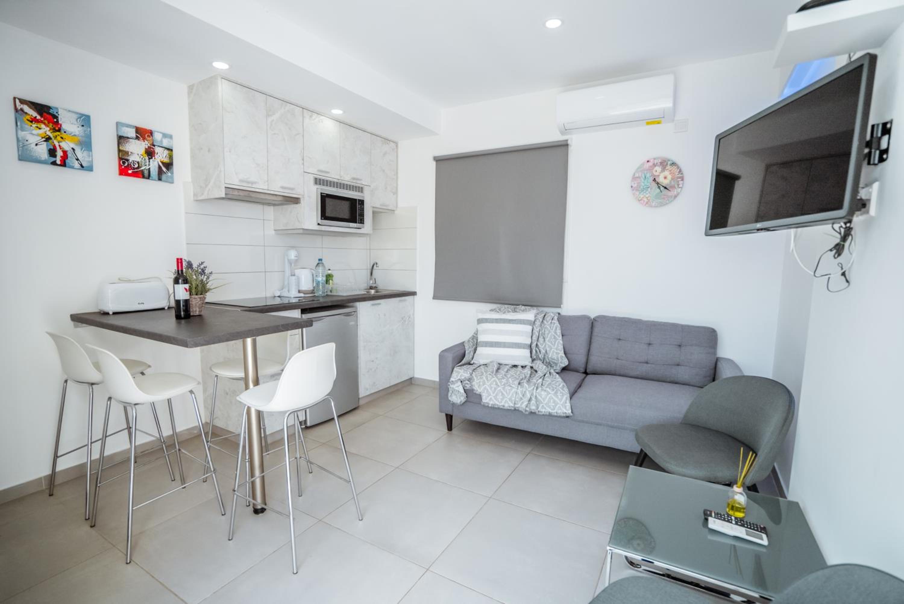 Tsolias Apartments