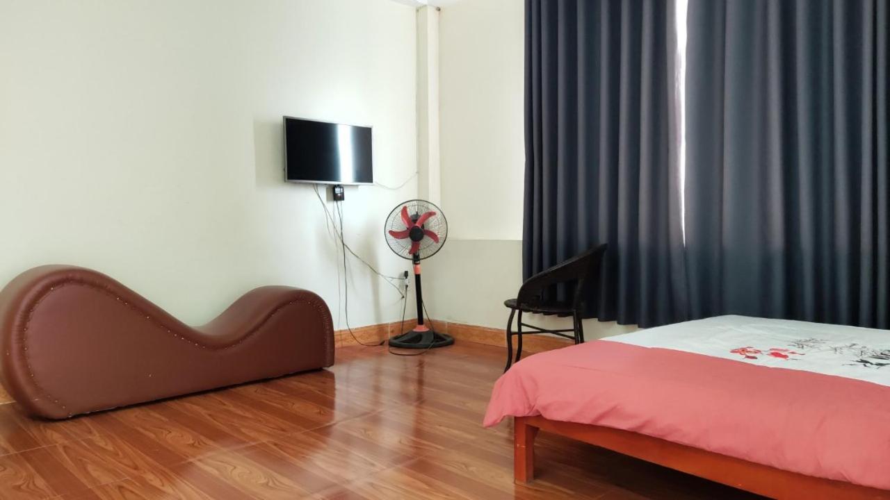 Minh Long Hotel - Motorbike Rental - Cao Bang City view 2