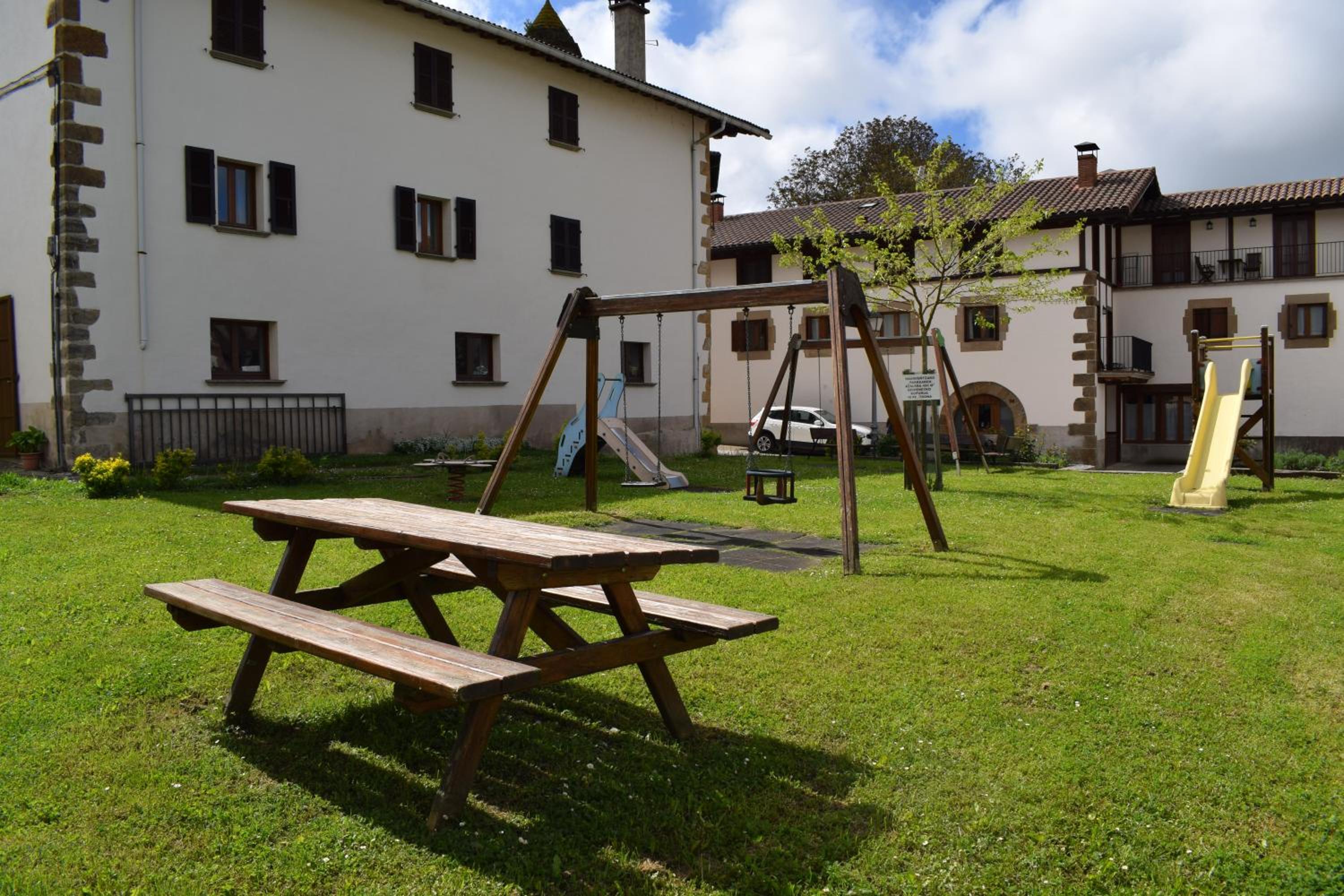 Casa Rural Galain