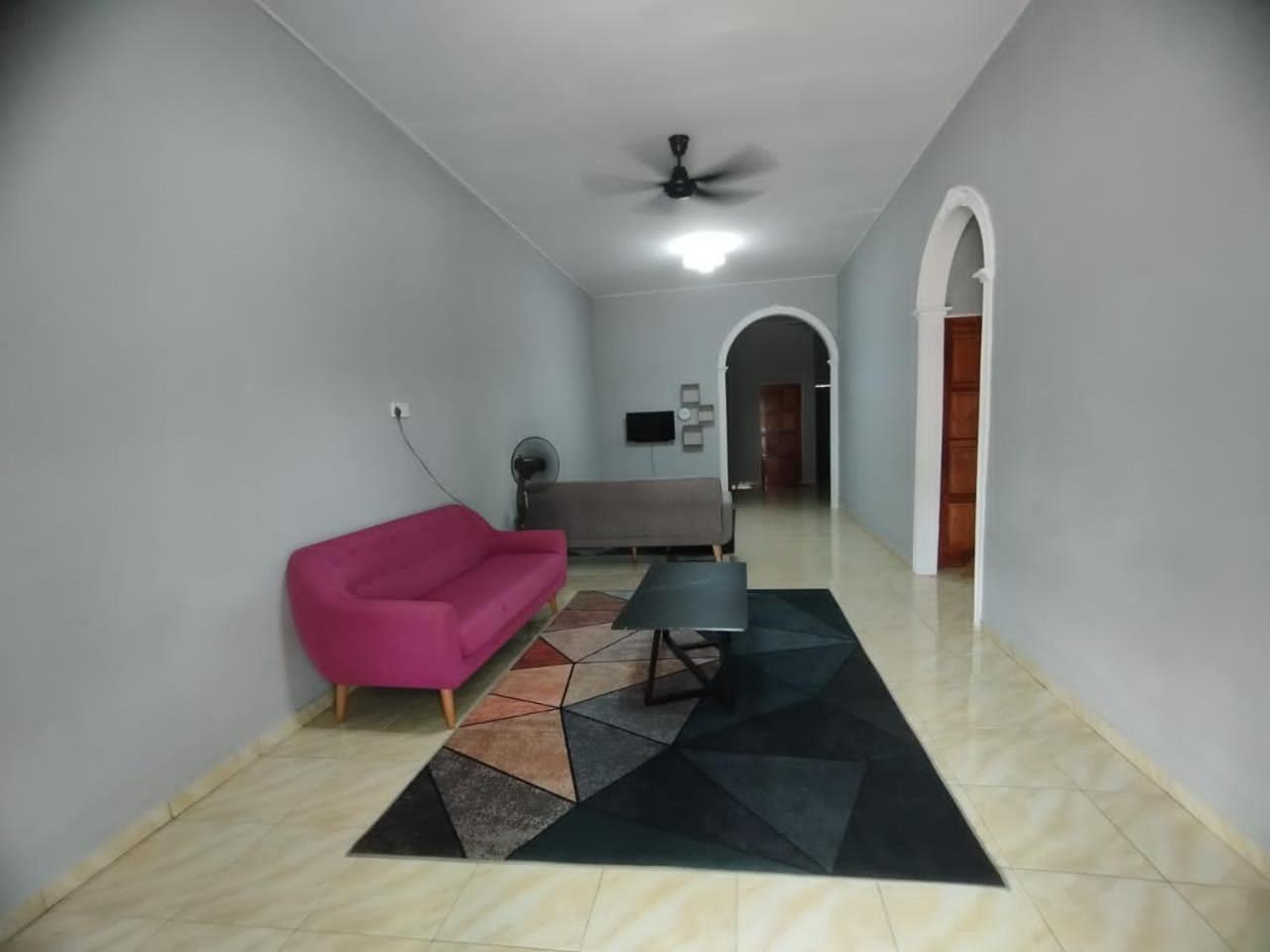 DAHLIA HOMESTAY Batu Pahat photo 1