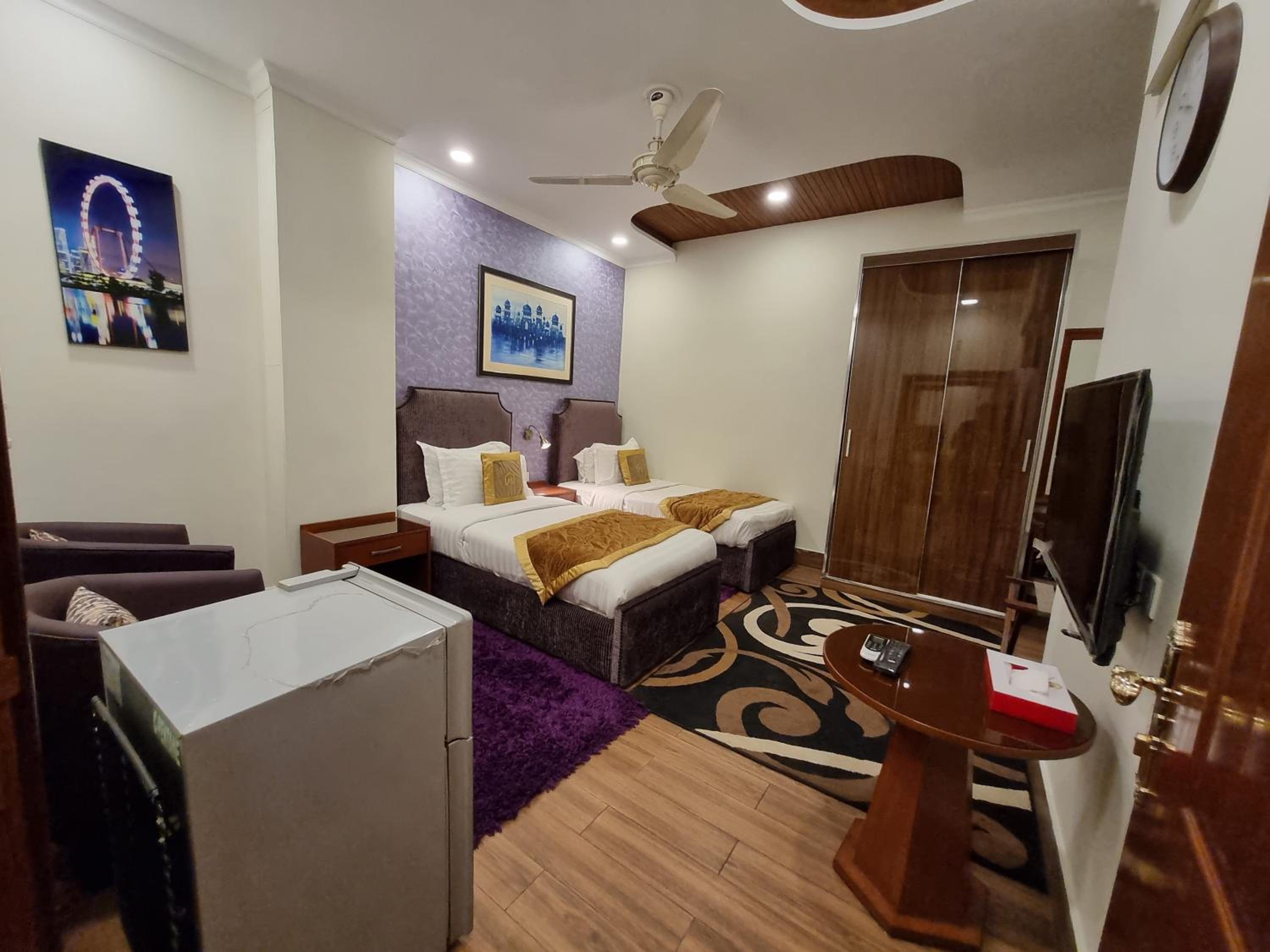 hotel room