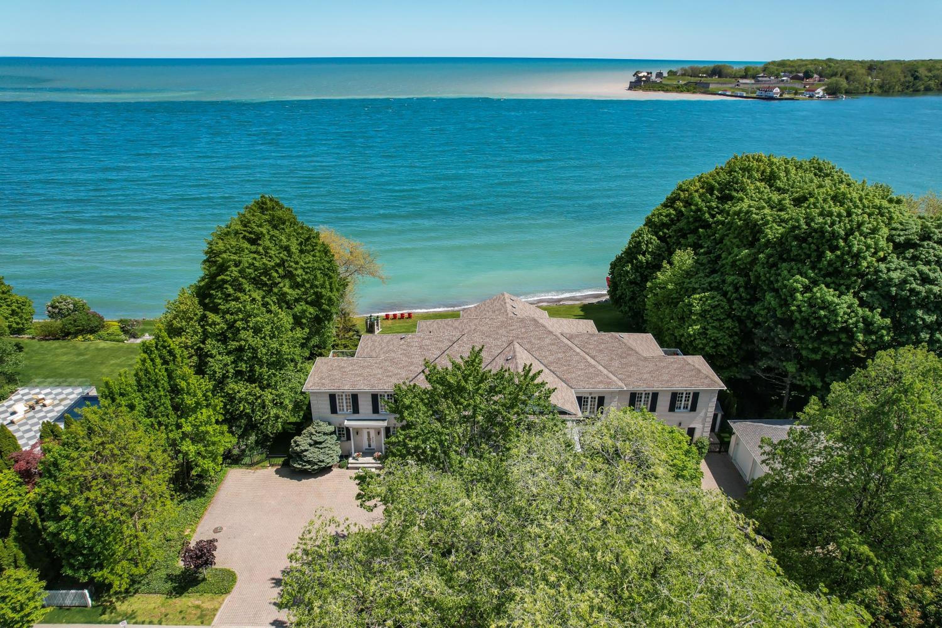 Somerset - A Private Retreat