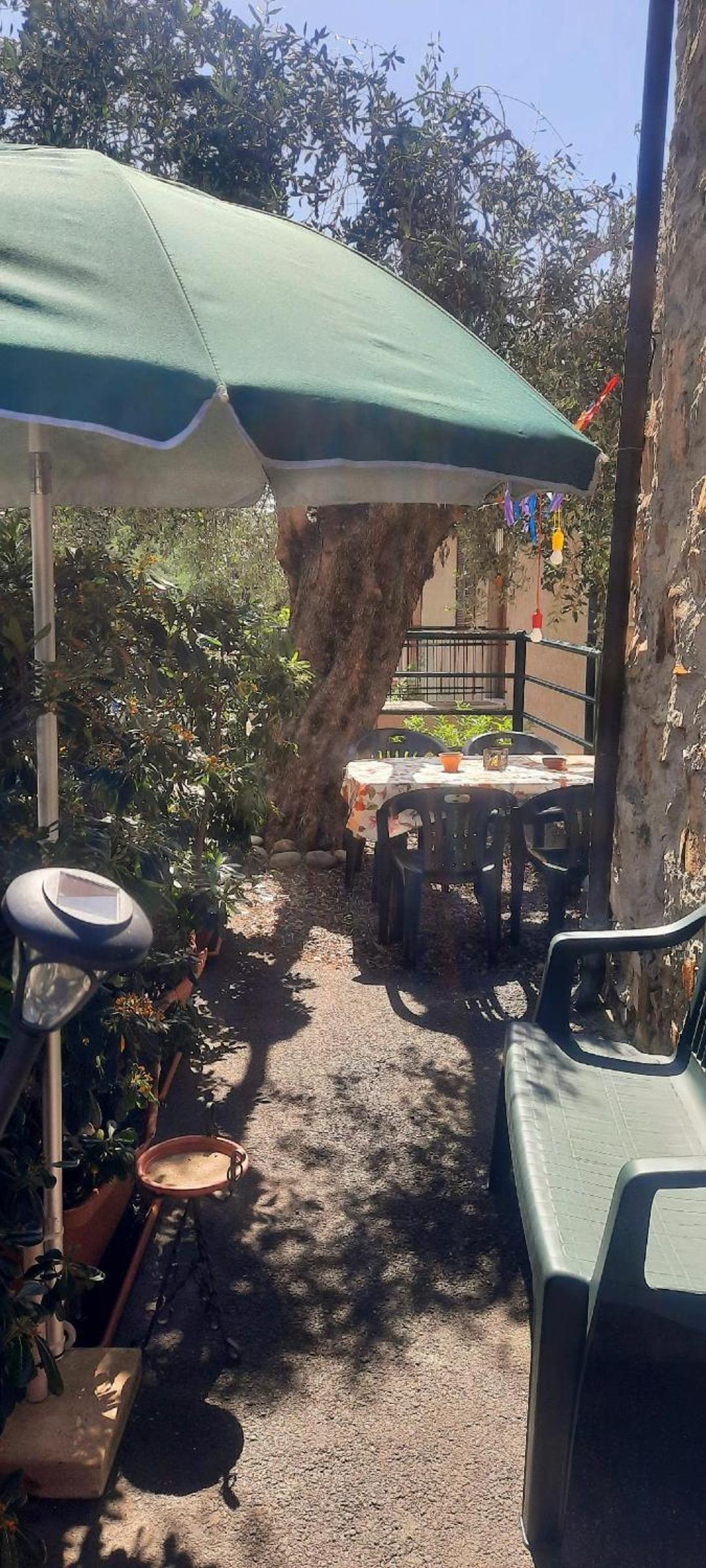 Antica casa in pietra vista mare view 3