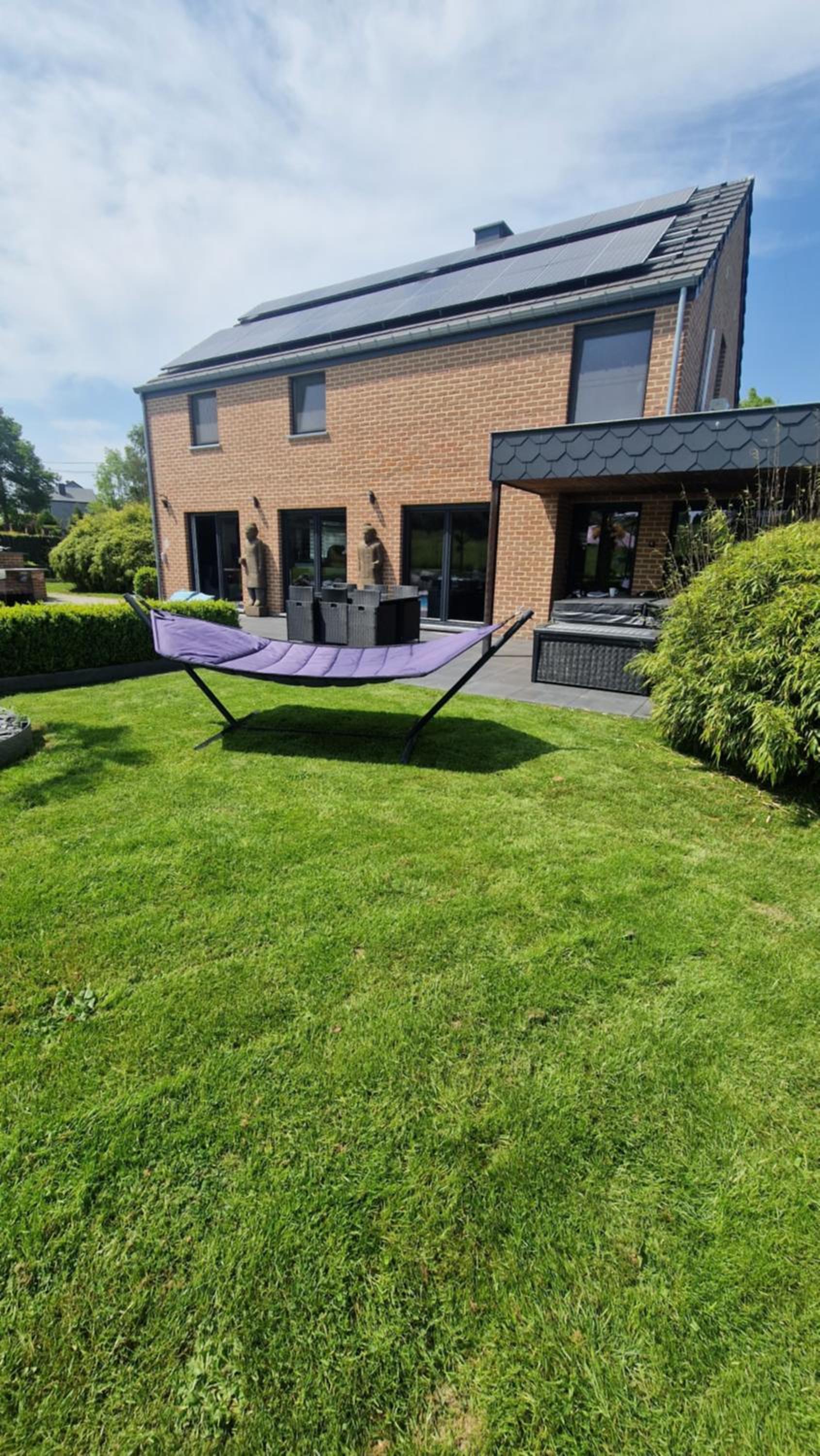 LA VILLA DE SENY , villa de charme avec jardin ,Piscine nature, jacuzzi , petanque, fitness, billard,ping pong,