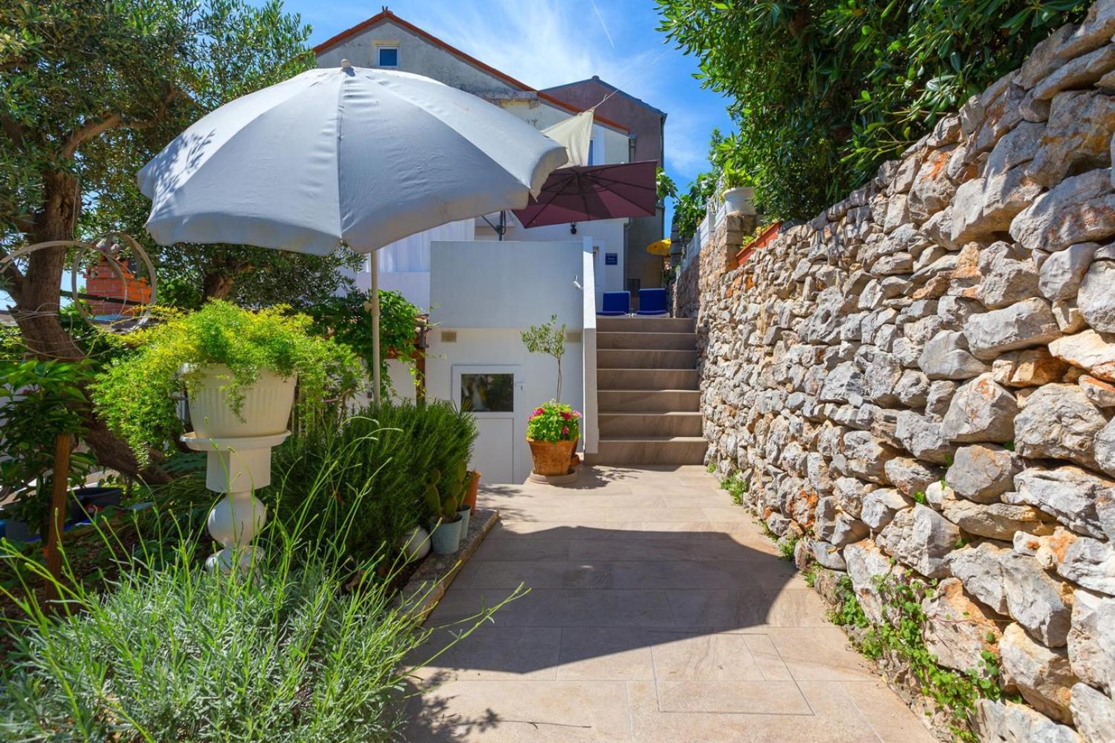 Apartments Valeria, Mali Lošinj view 5