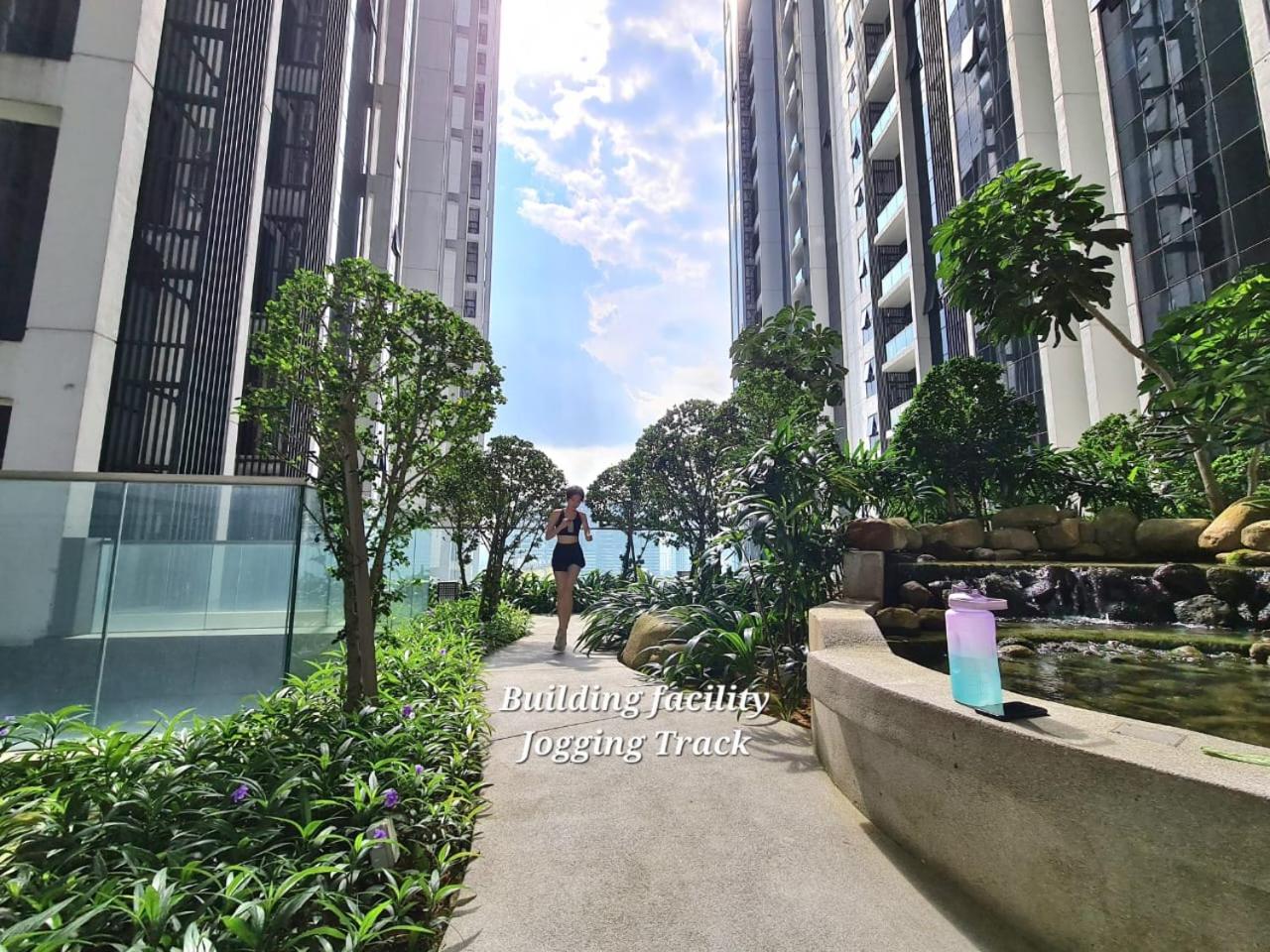 M city service suite KLCC