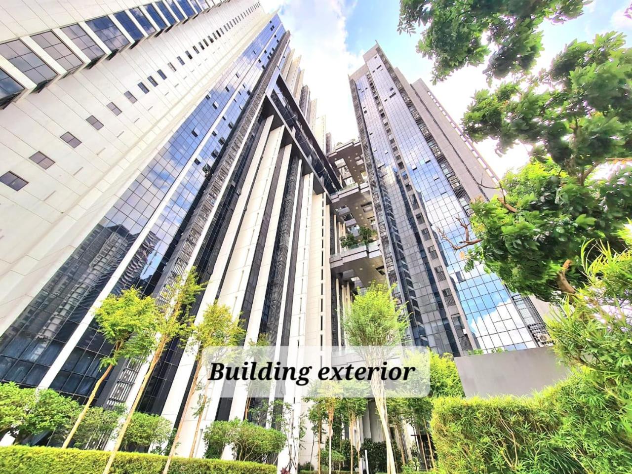 M city service suite KLCC