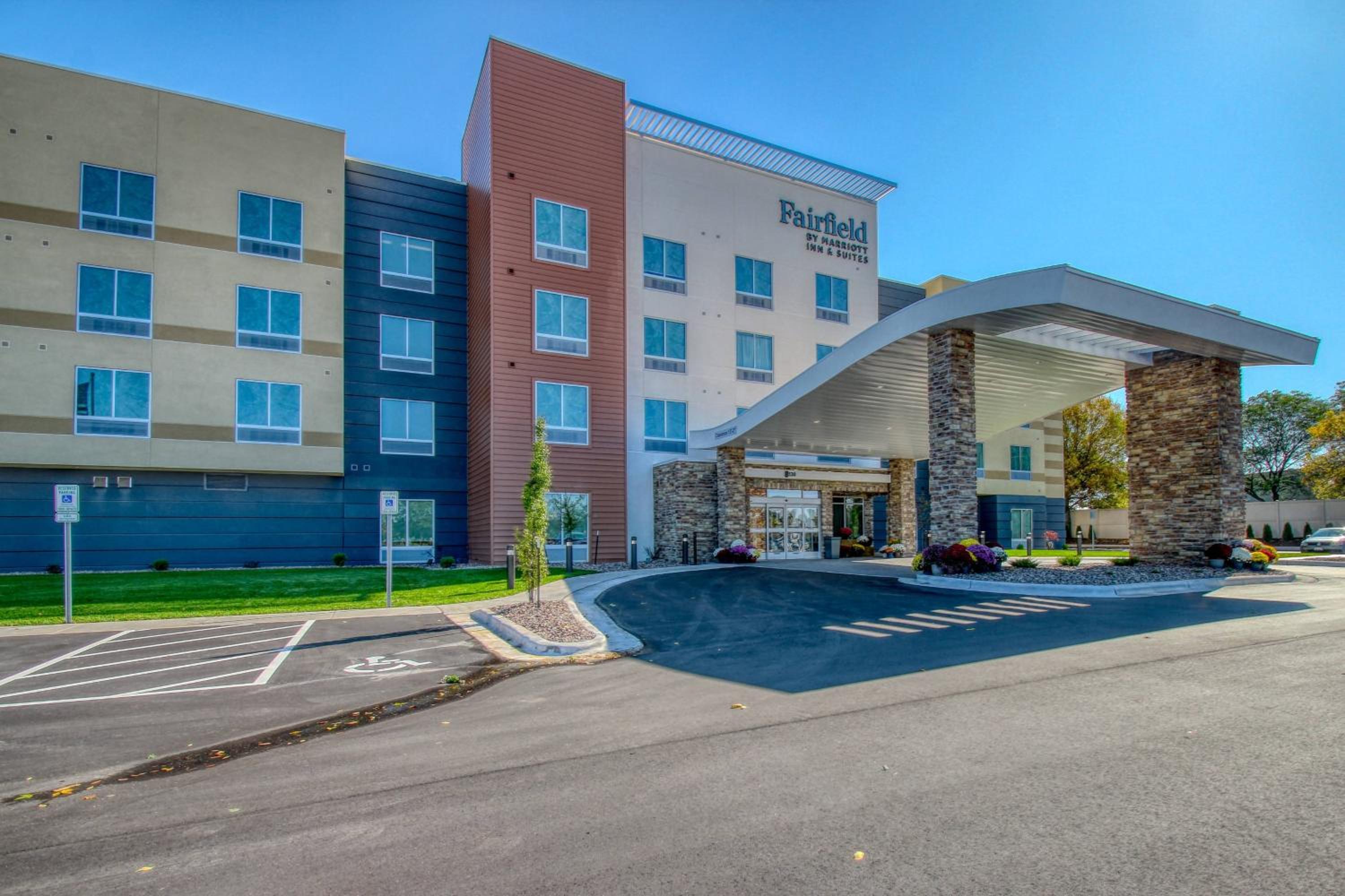 Hotel Fairfield Inn & Suites by Marriott Appleton - Image 1