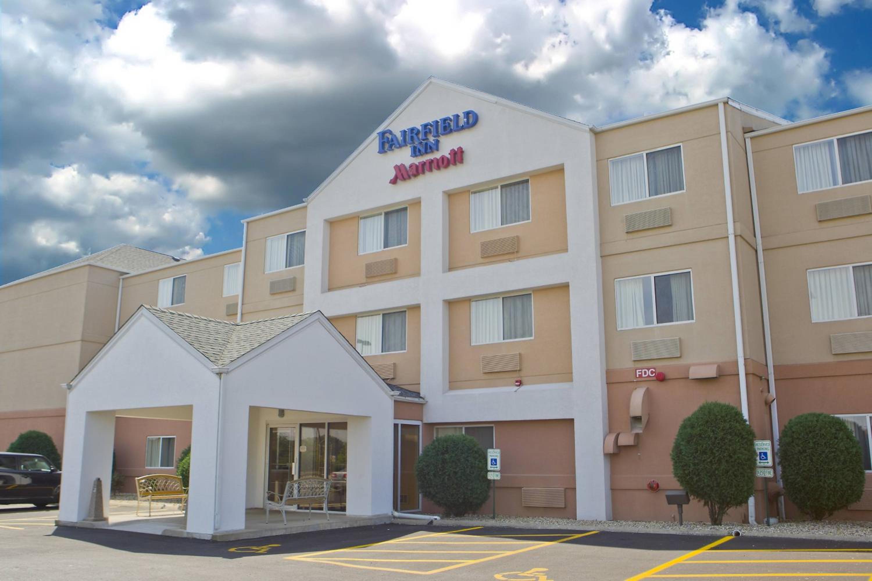 Forsyth Vacations - Fairfield Inn by Marriott Forsyth Decatur - Property Image 1