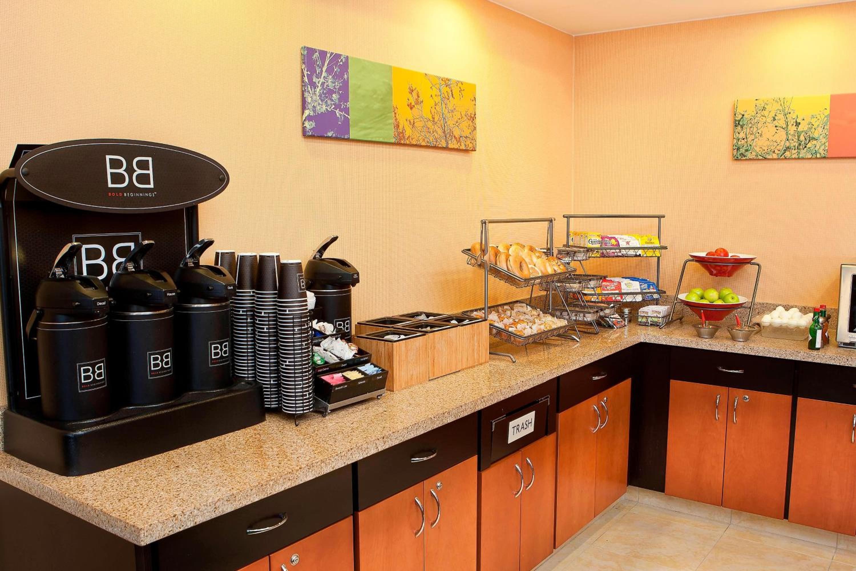 Forsyth Vacations - Fairfield Inn by Marriott Forsyth Decatur - Property Image 7