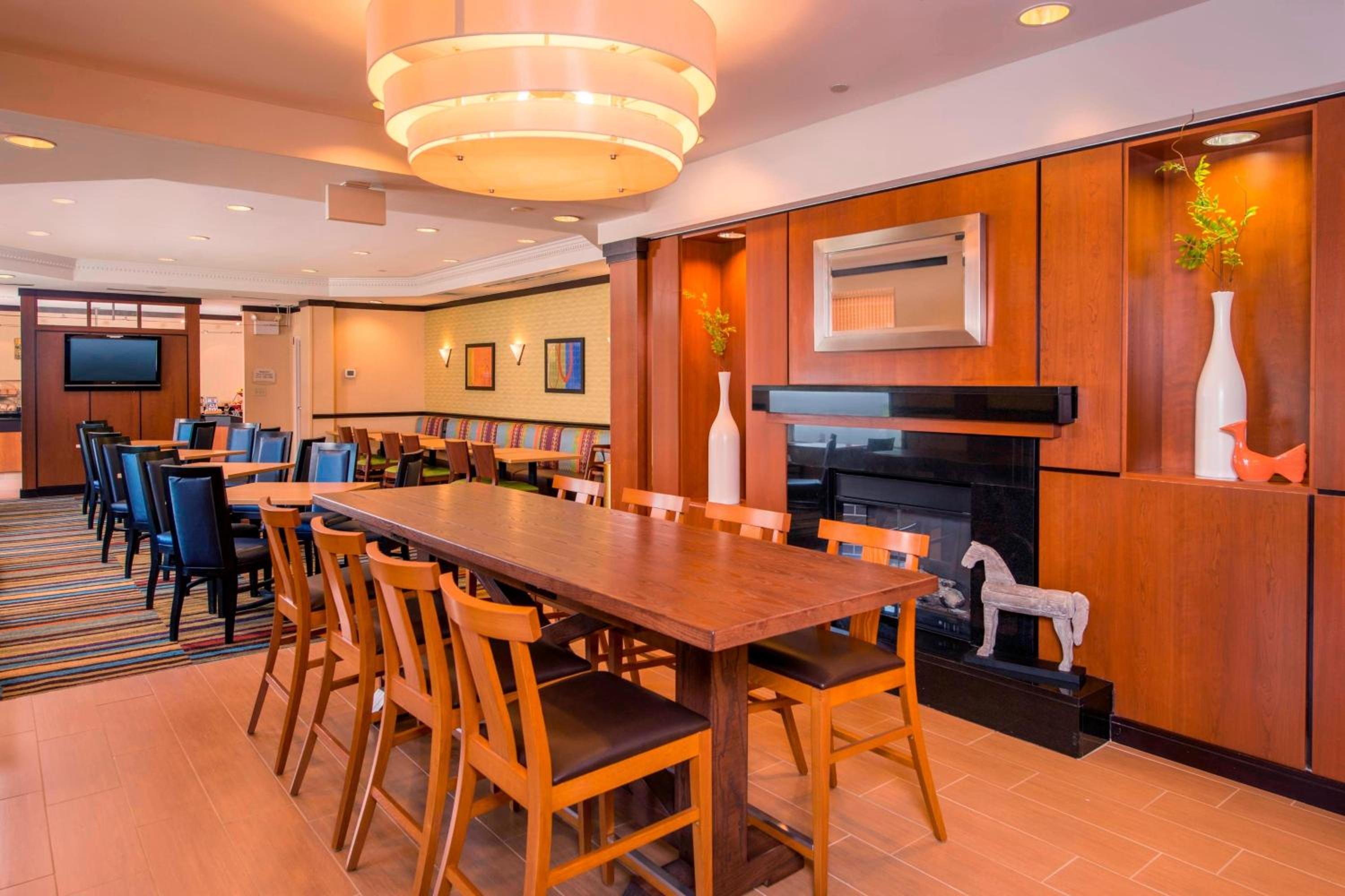 Fairfield Inn Dulles Airport Chantilly - Property Image 16